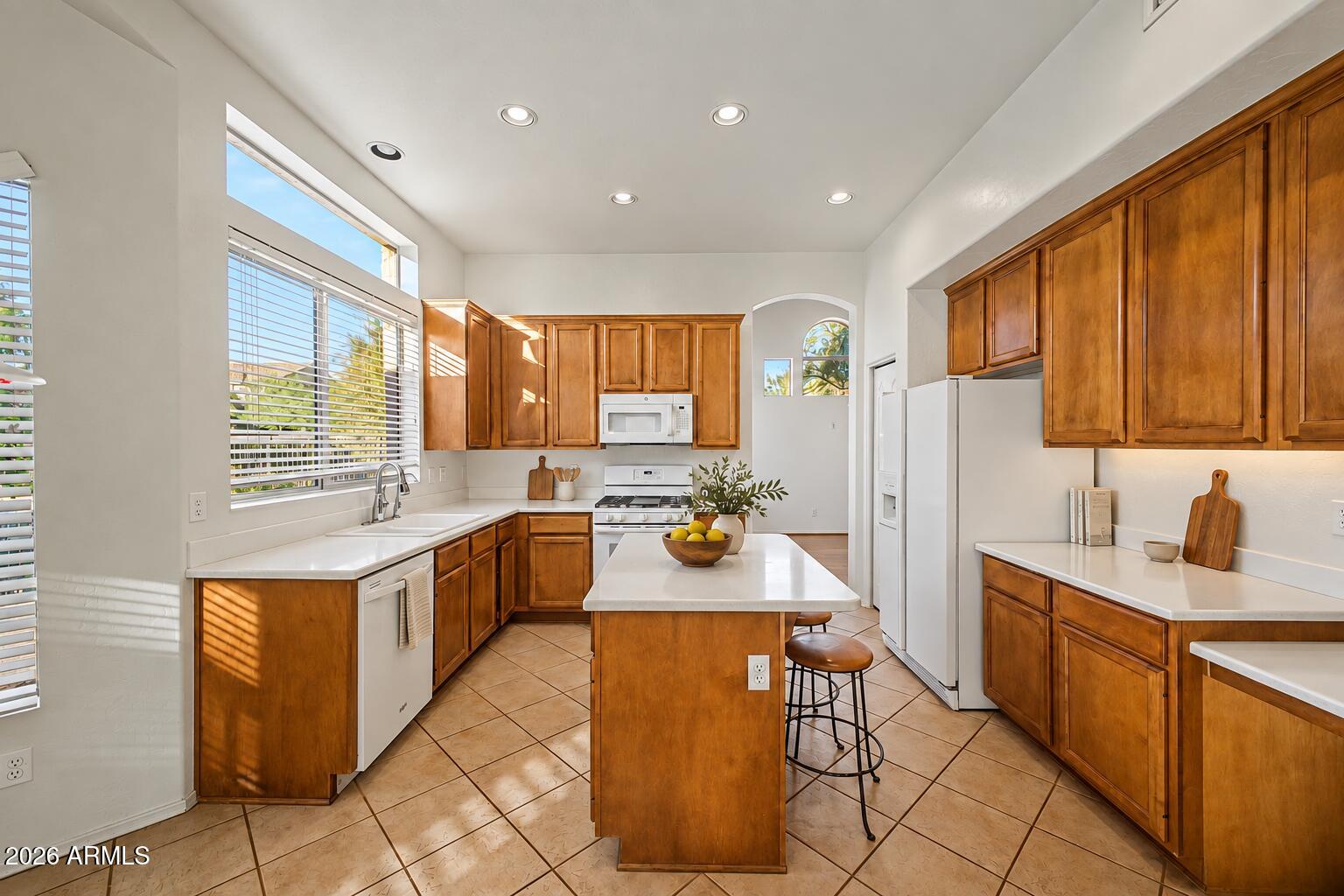 3060 N RIDGECREST -- 102