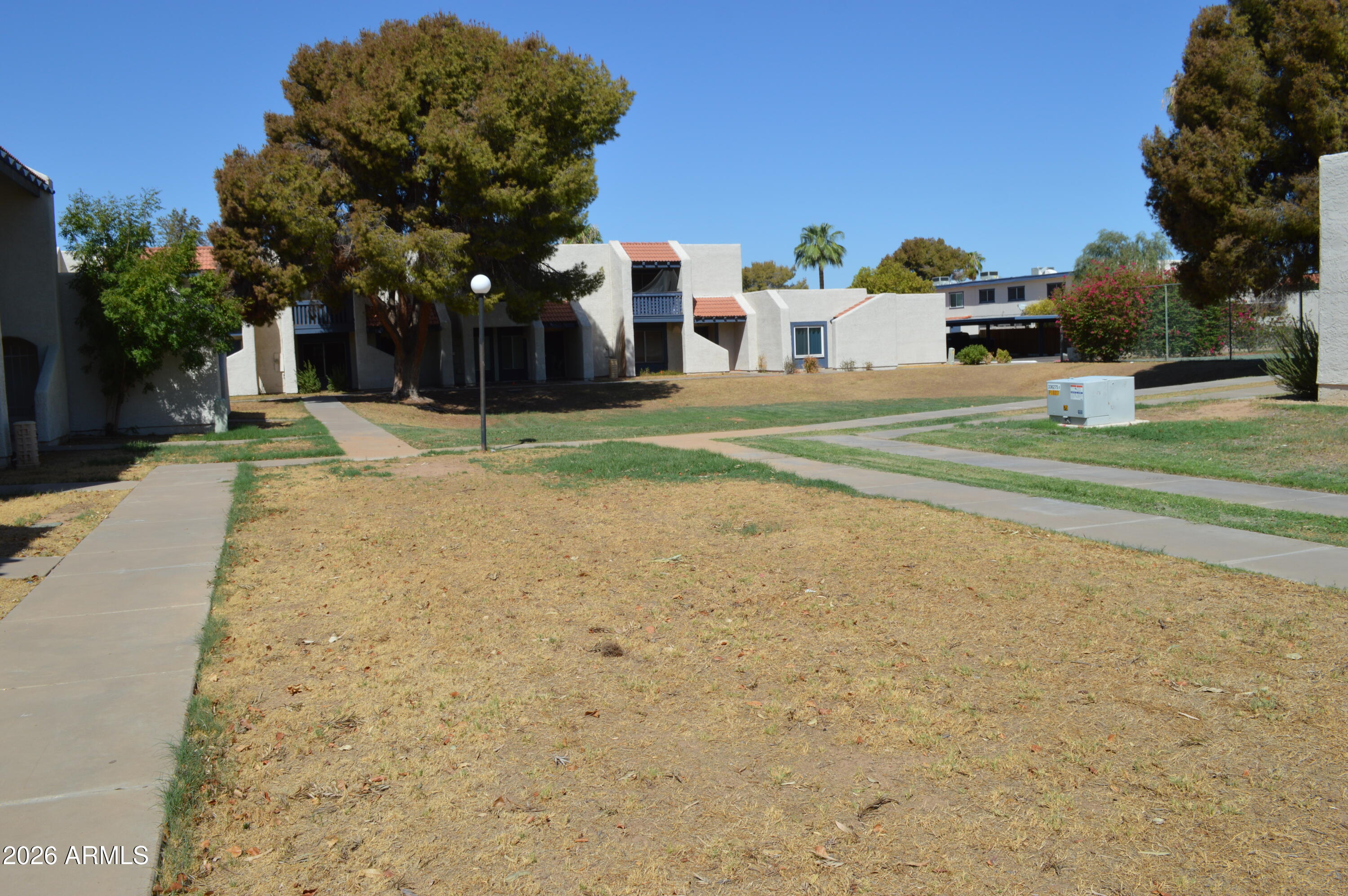 5442 W EL CAMINITO Drive