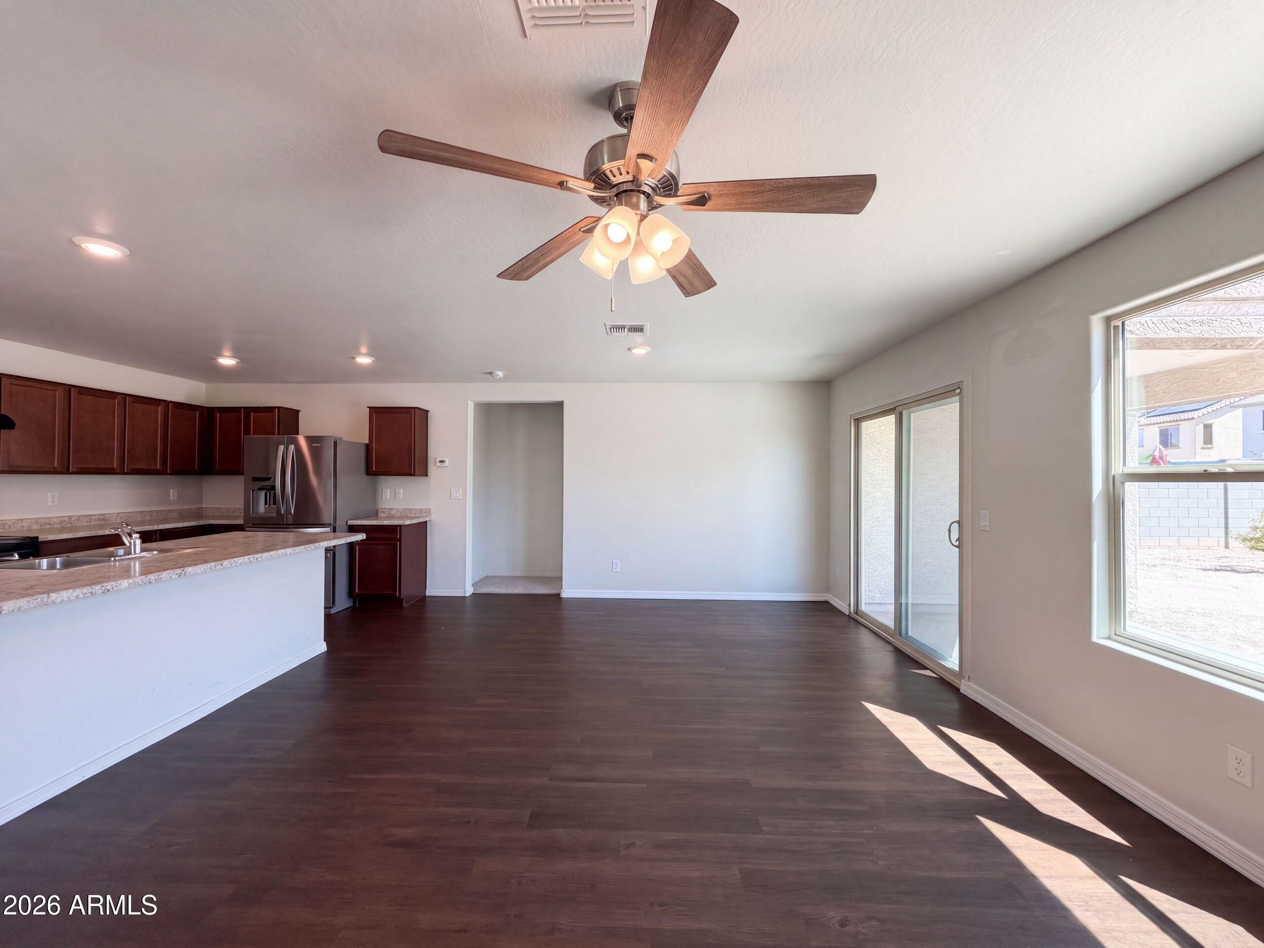25797 W SIESTA Way