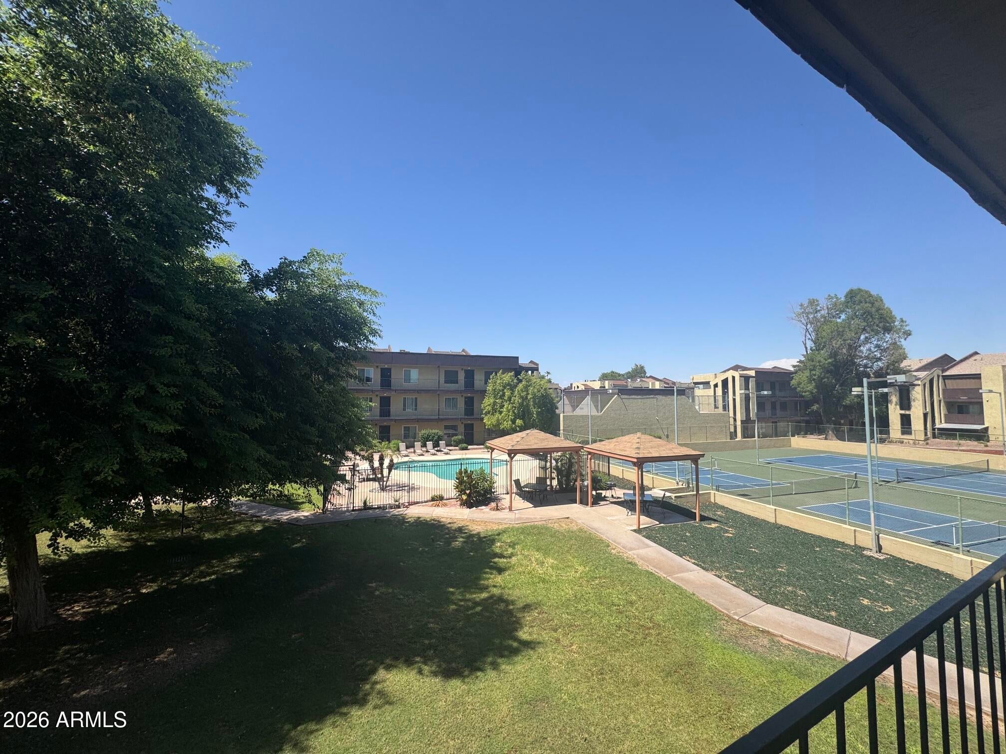 461 W HOLMES Avenue 228