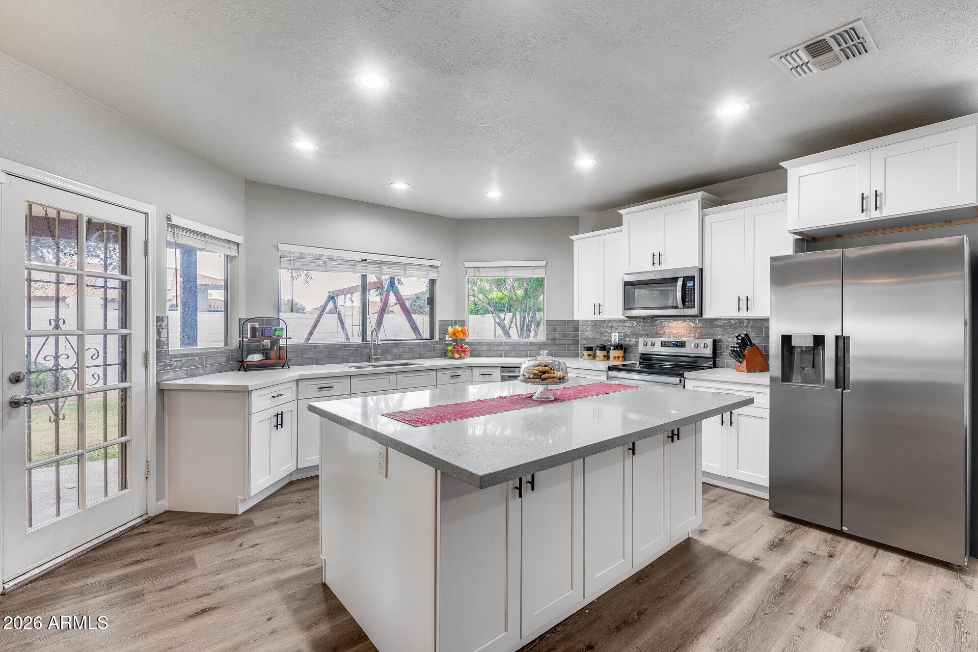 1042 W NEWPORT BEACH Drive