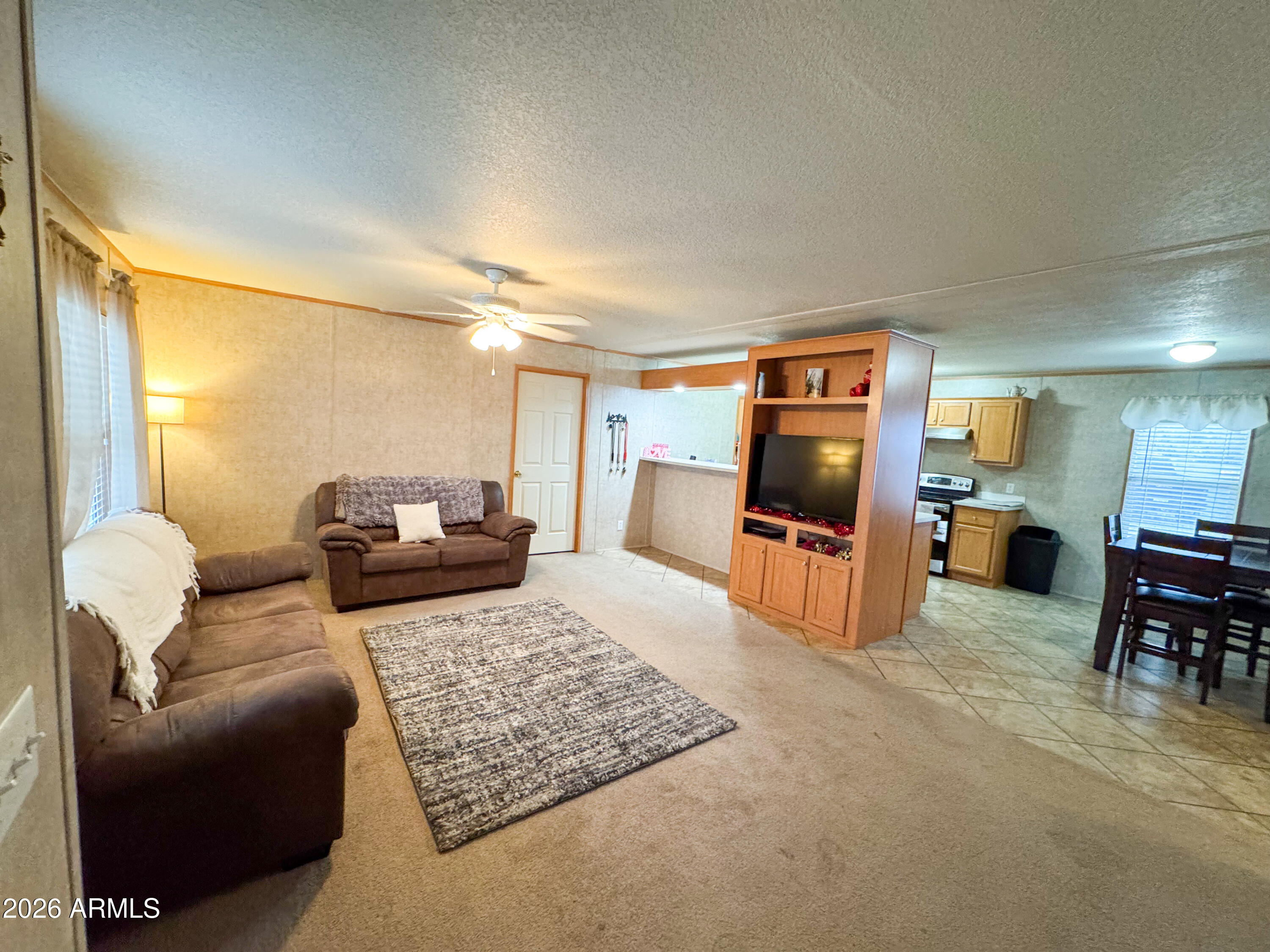 6891 E US Highway 70 --