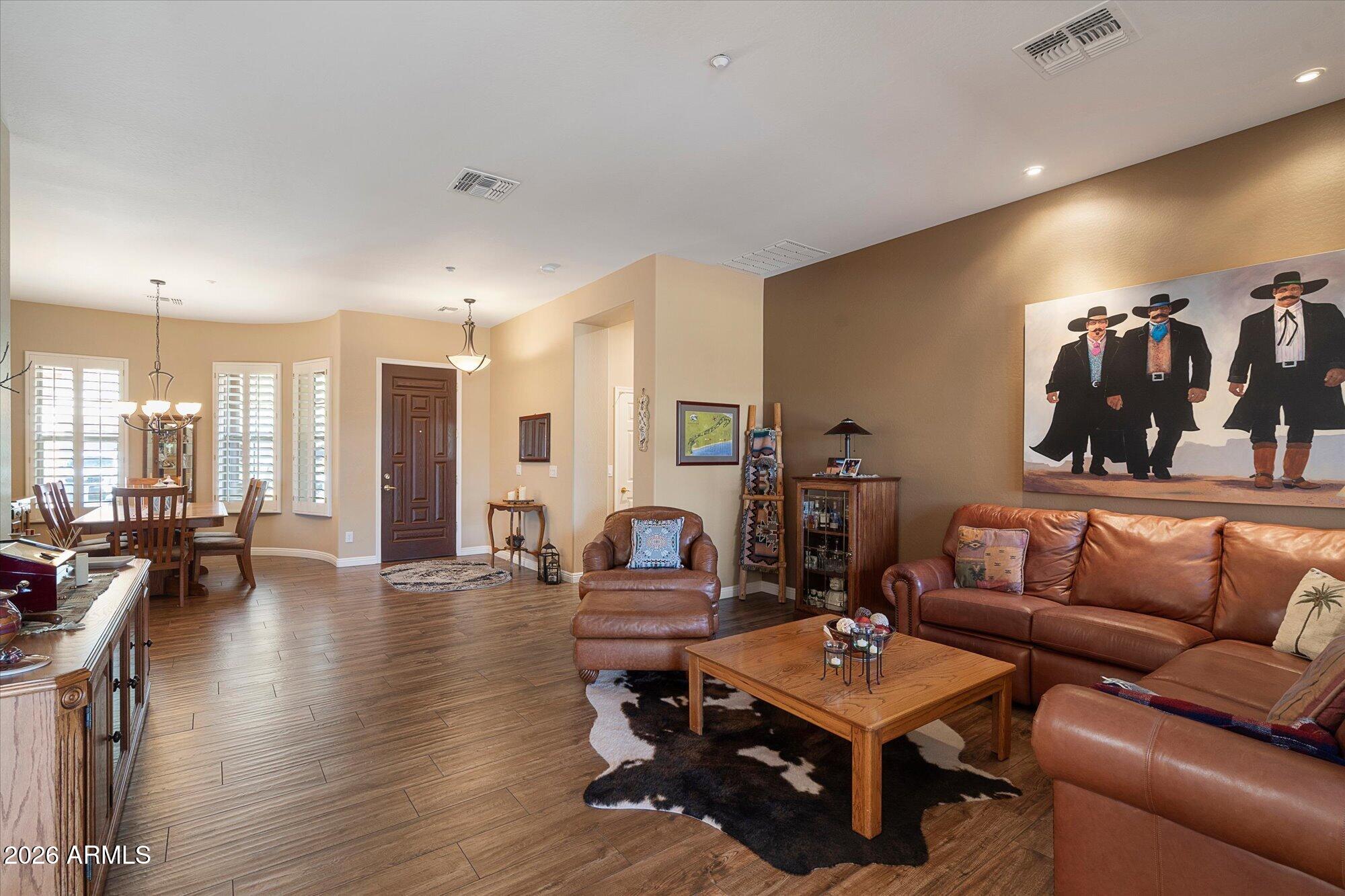 1811 W Wayne Lane