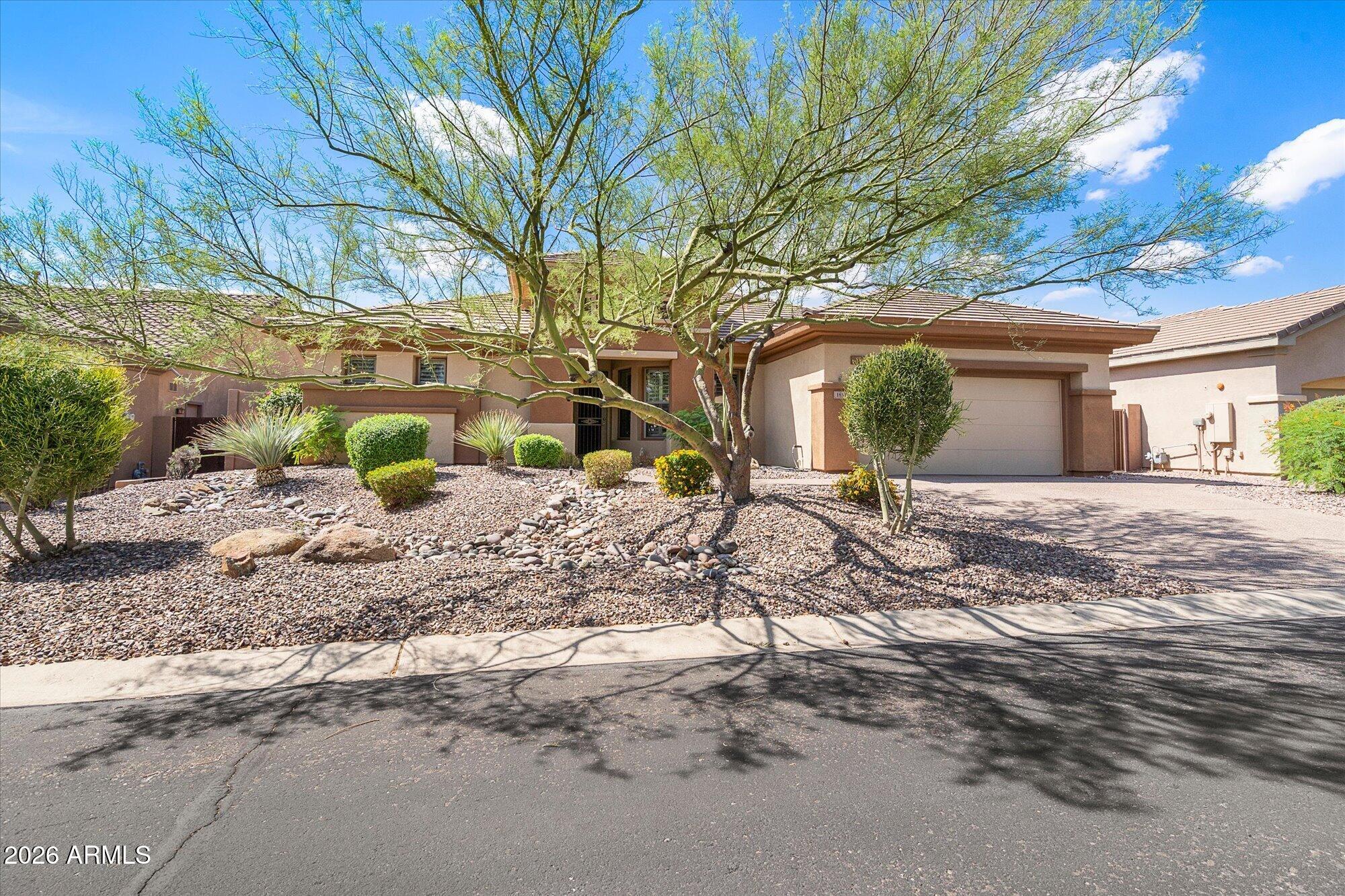 1811 W Wayne Lane