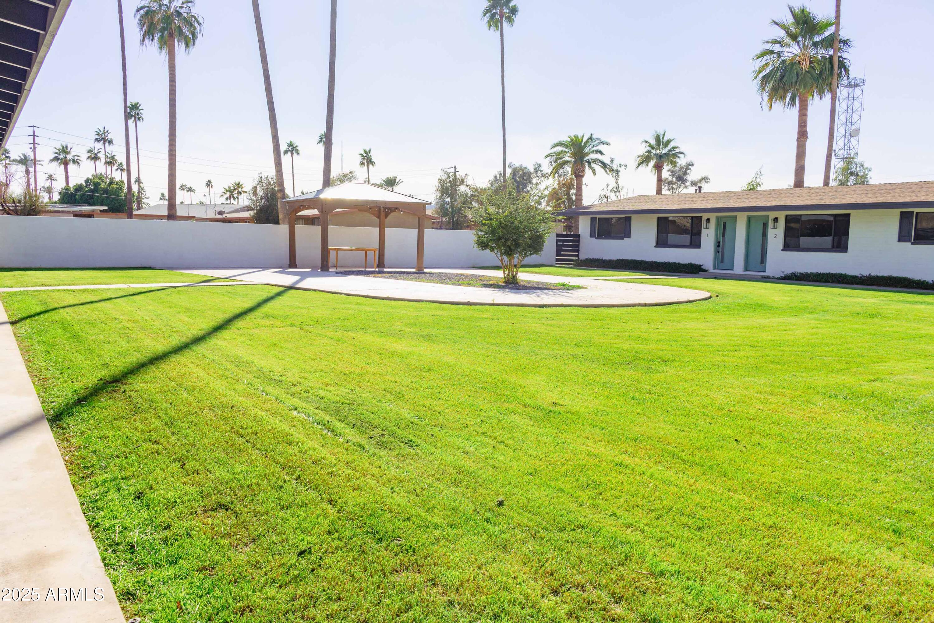 6616 E AVALON Drive