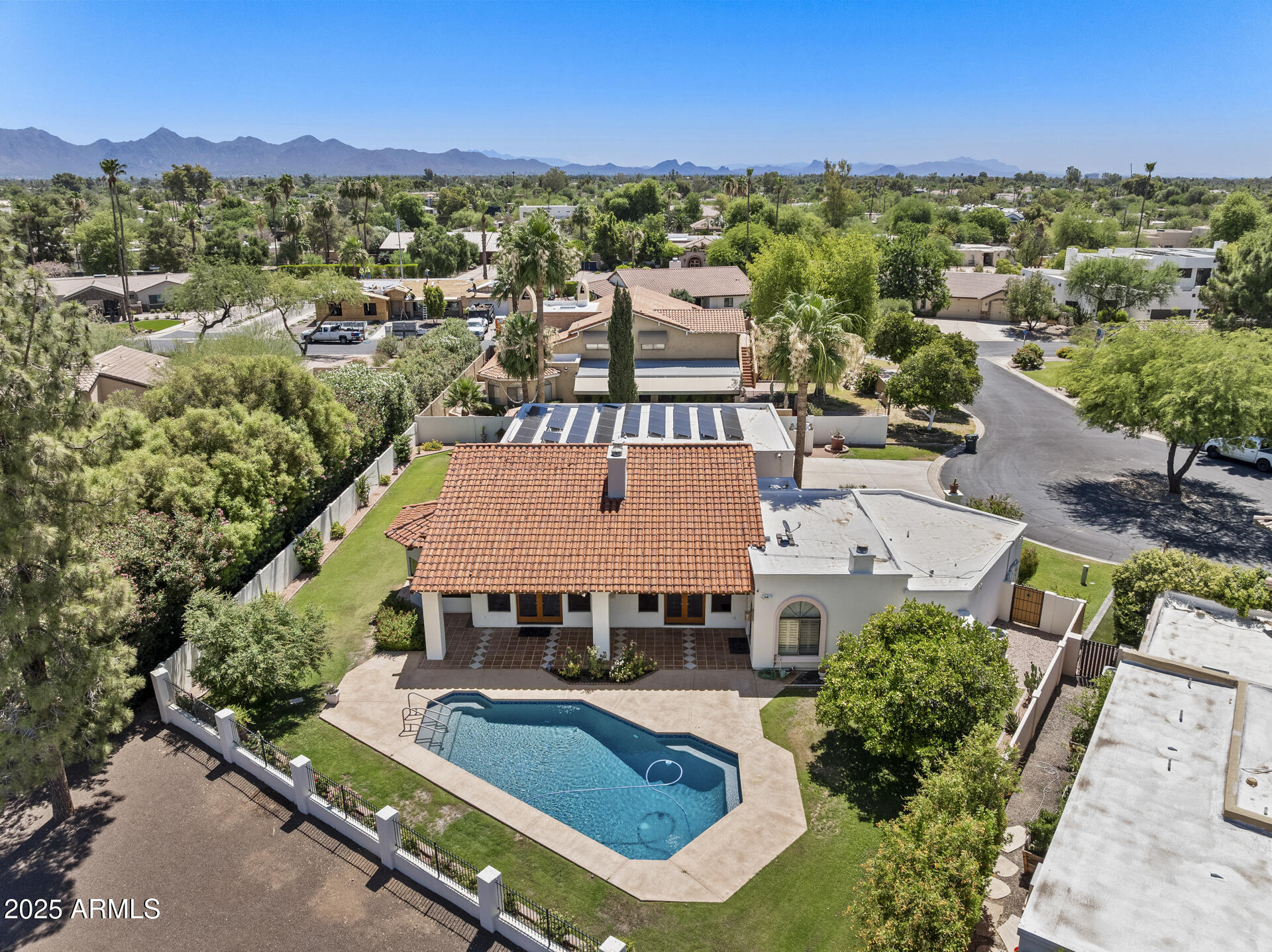 Homes 1 5538 E TURQUOISE Avenue
