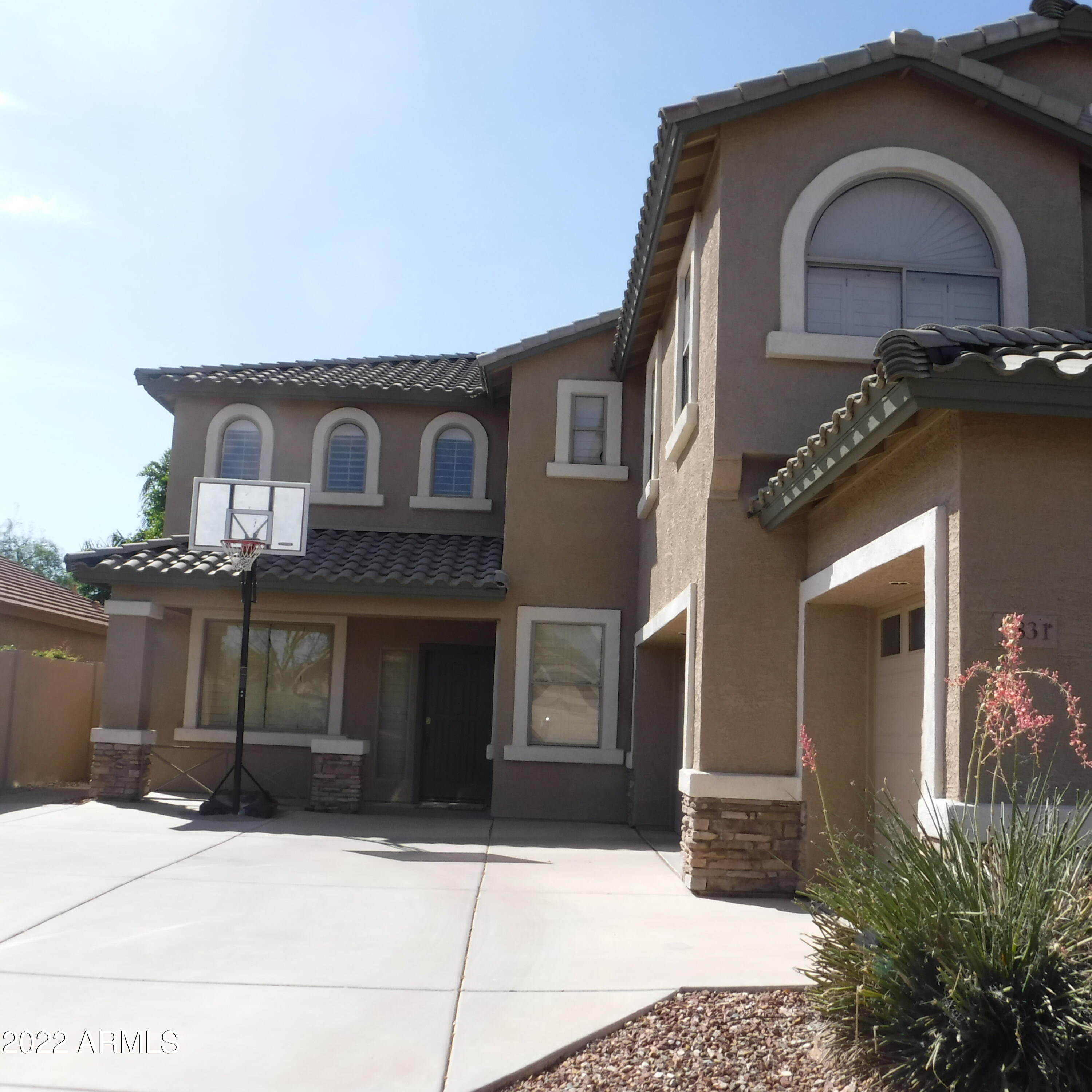 9831 E Rosemary Lane