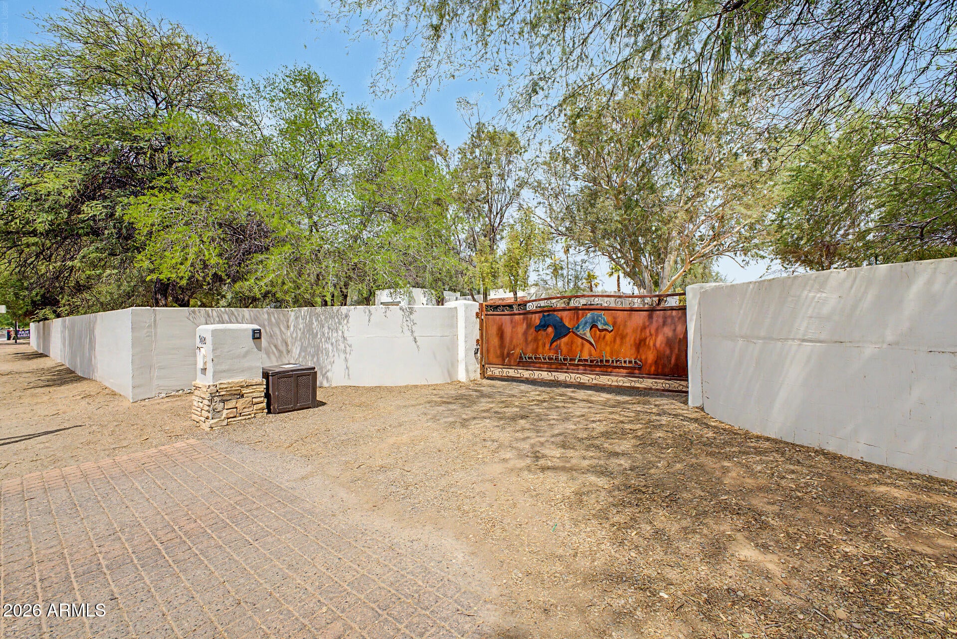 9420 E CACTUS Road