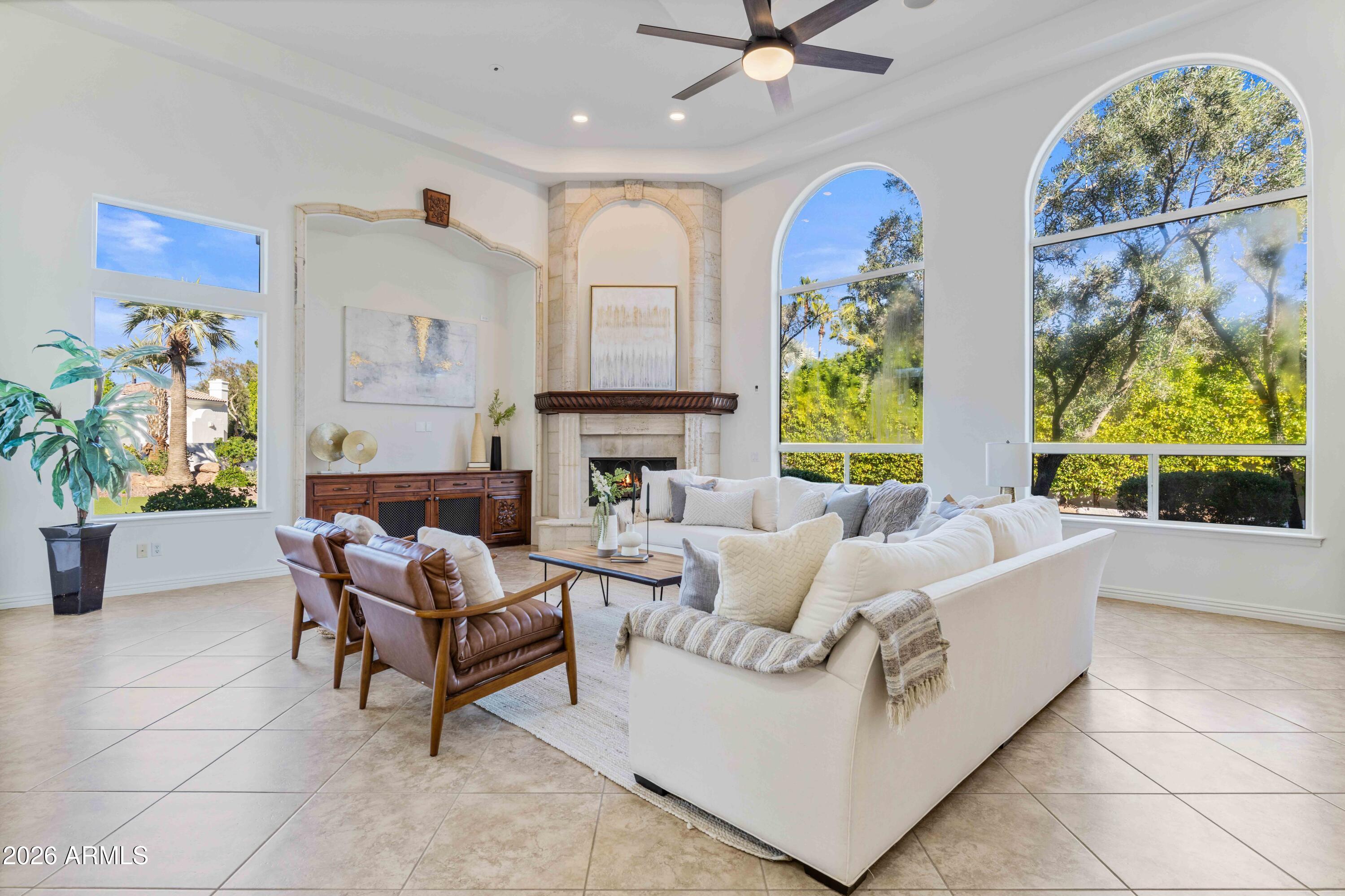 7126 E BLUEBIRD Lane