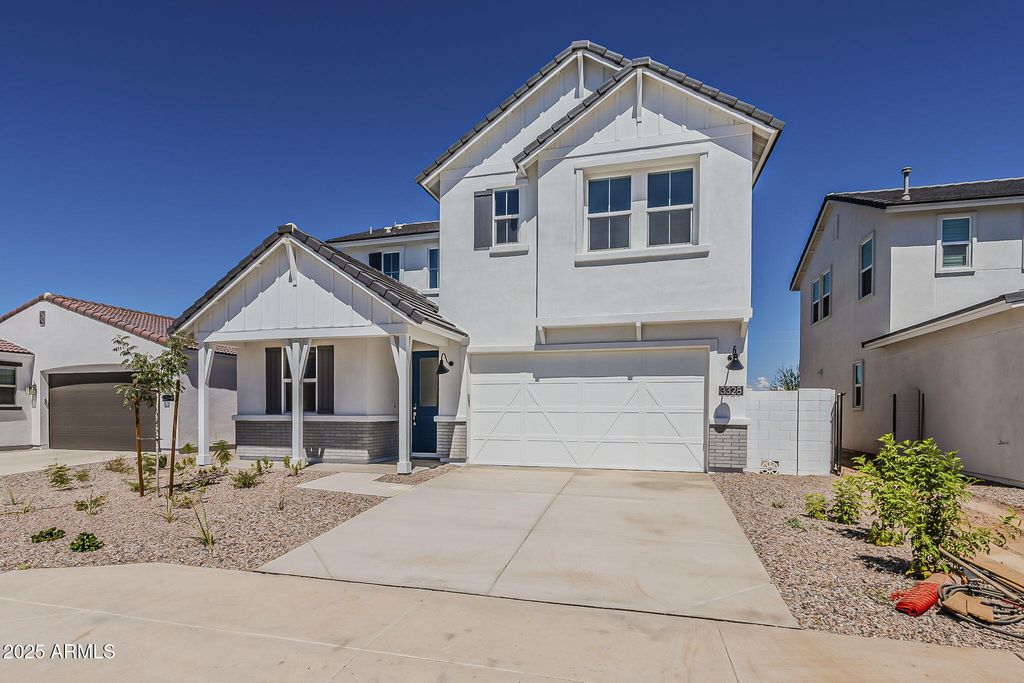 Photo of 3328 W Garnet Street, San Tan Valley, AZ 85144 (MLS # 6955185)