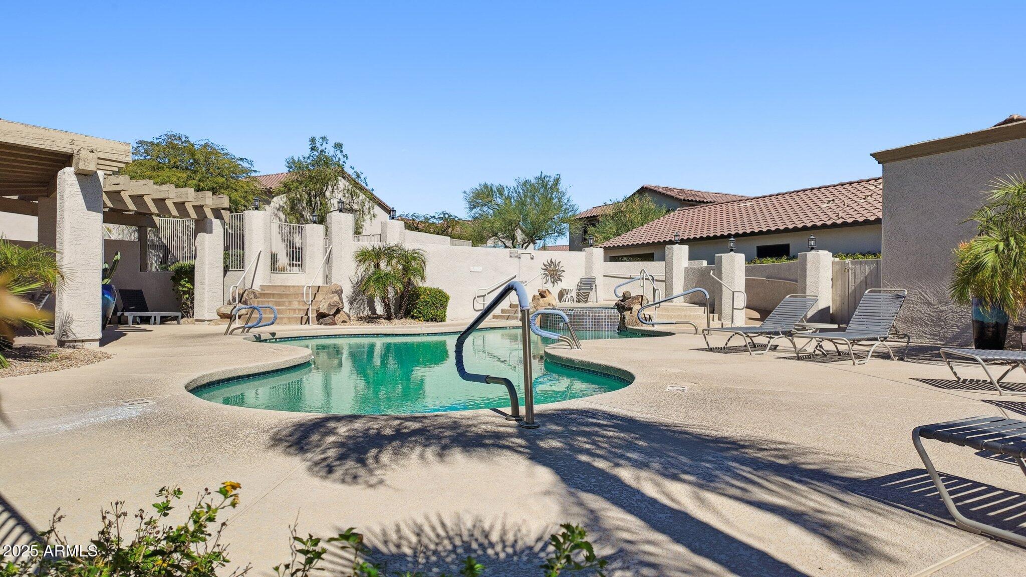 9750 N MONTEREY Drive 6