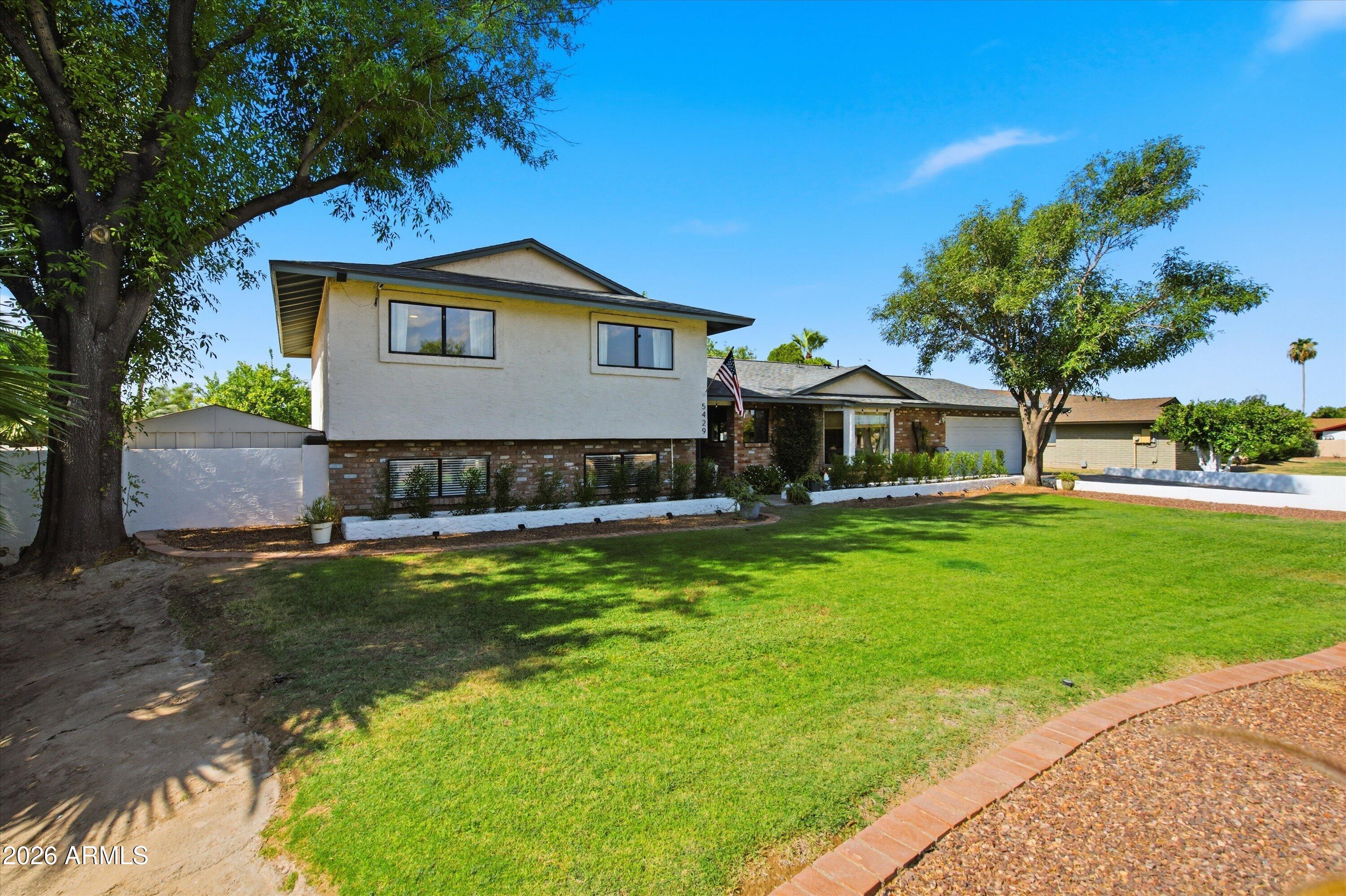 5429 W TIERRA BUENA Lane