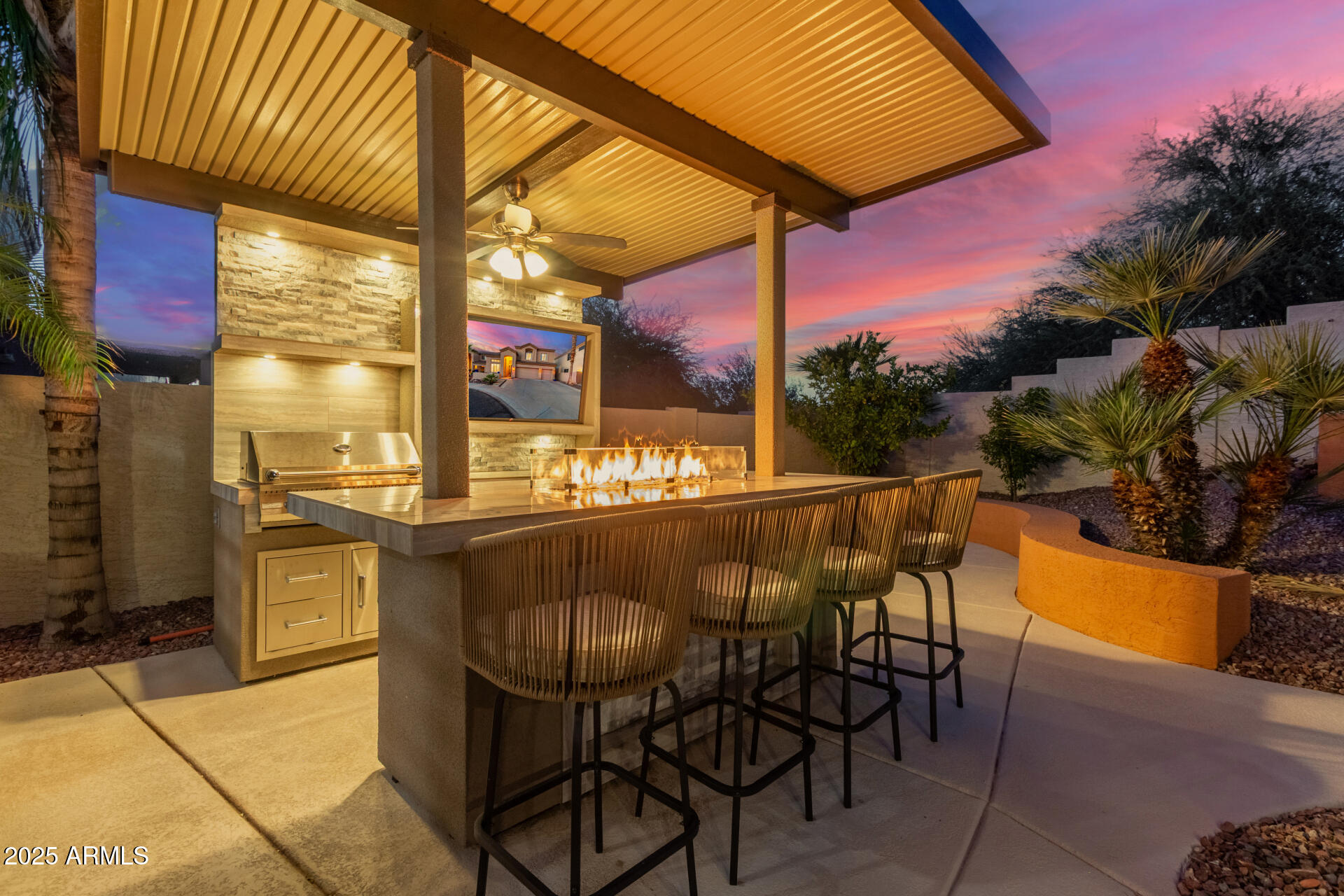 6430 W HACKAMORE Drive