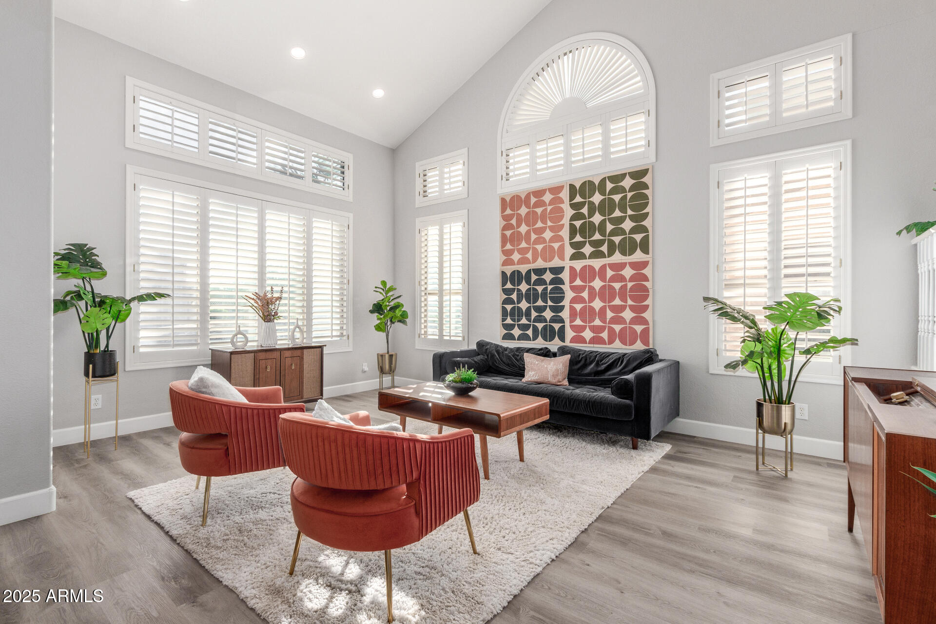 6430 W HACKAMORE Drive