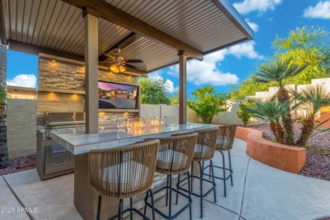 6430 W HACKAMORE Drive Phoenix AZ 85083