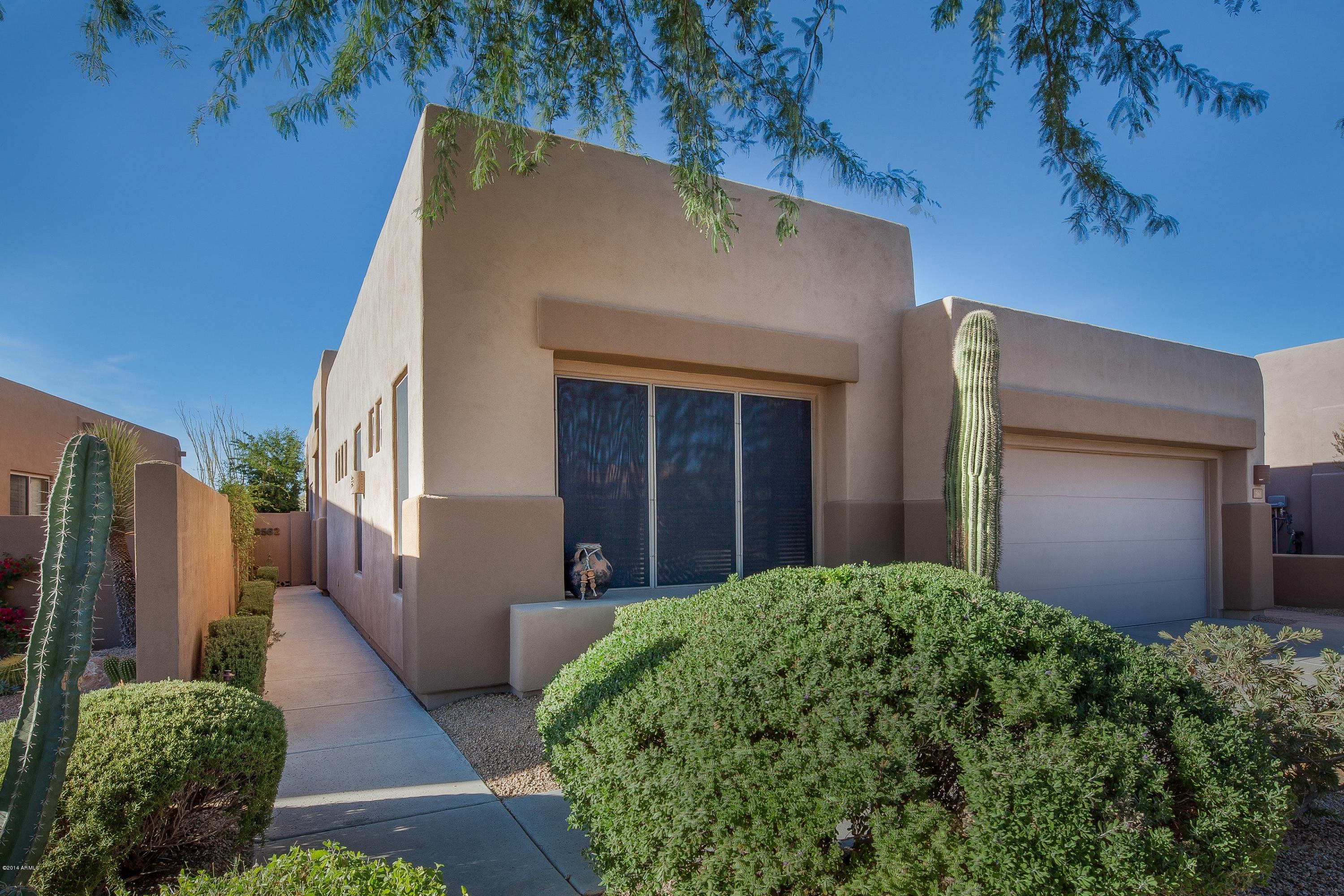 9562 E Chuckwagon Lane