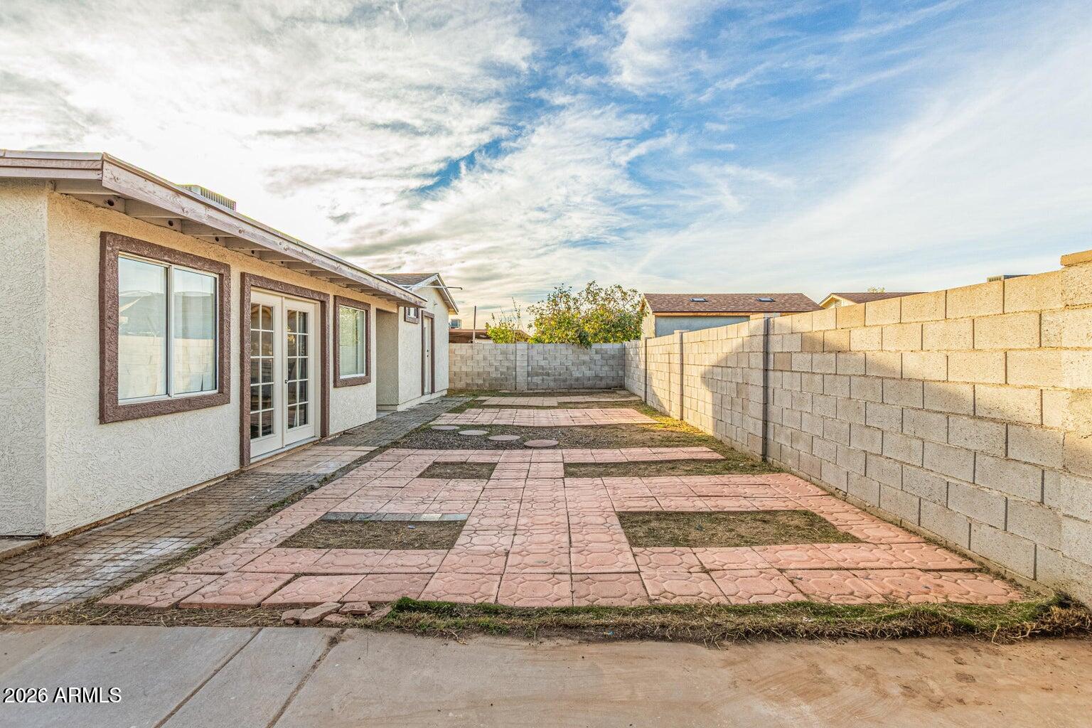 6718 W CATALINA Drive