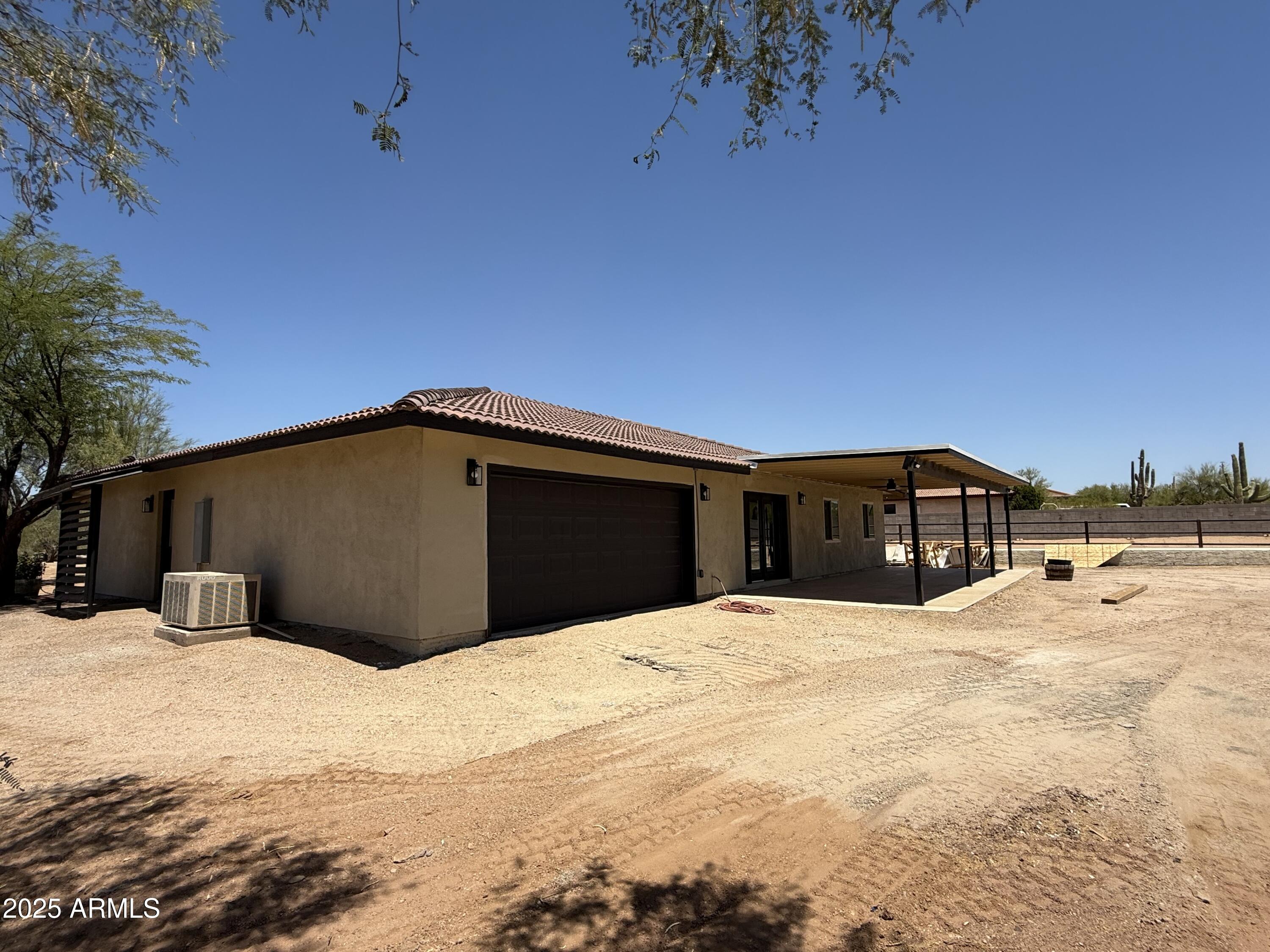 6703 E Calle De Las Estrellas -- 1