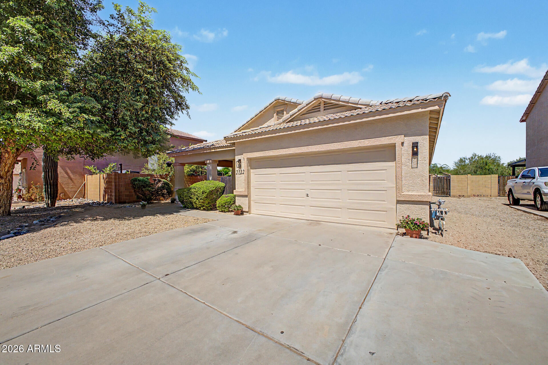 2122 E ANDALUSIAN Loop