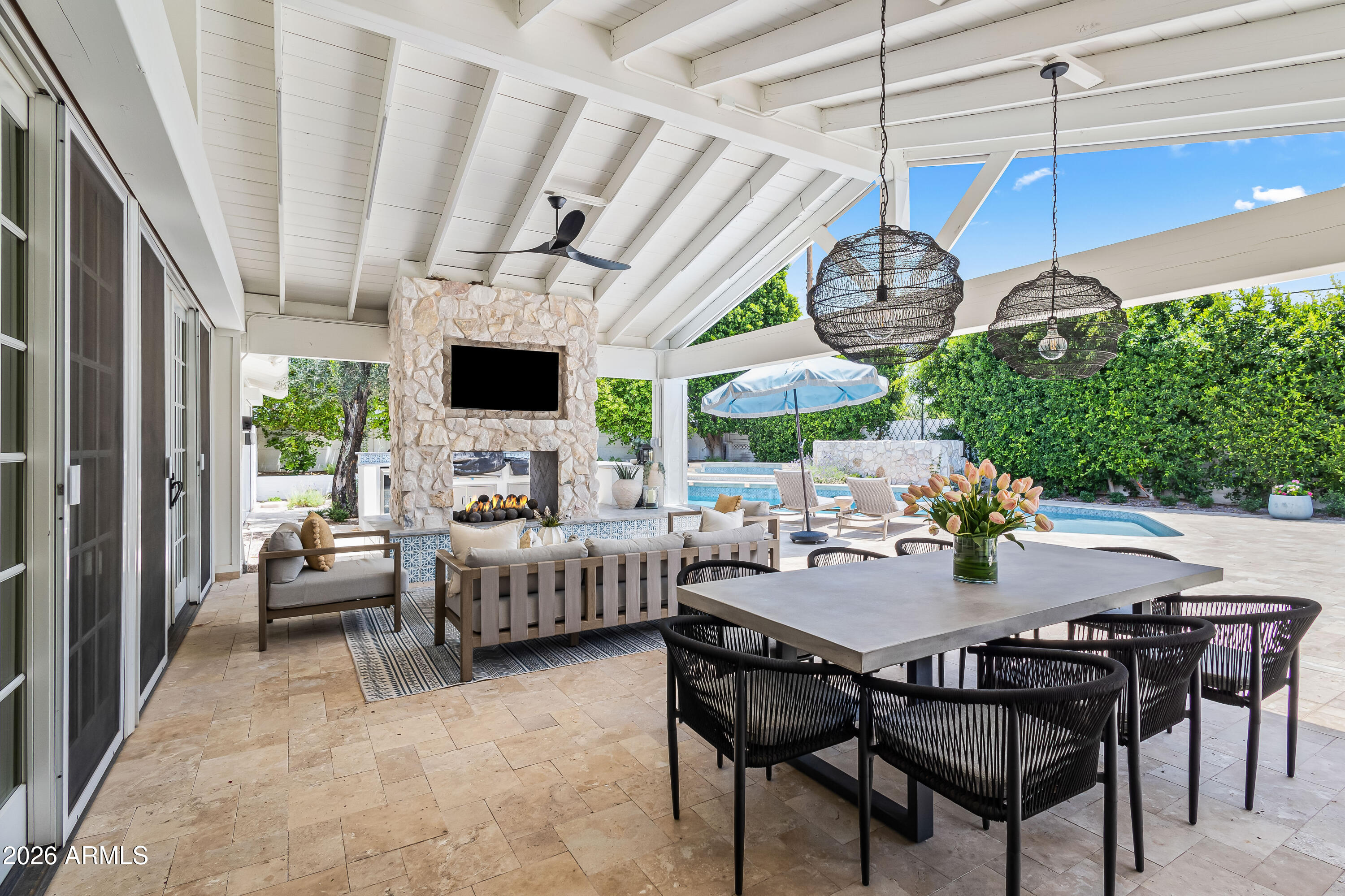 CAMELBACK SHADOWS - Residential