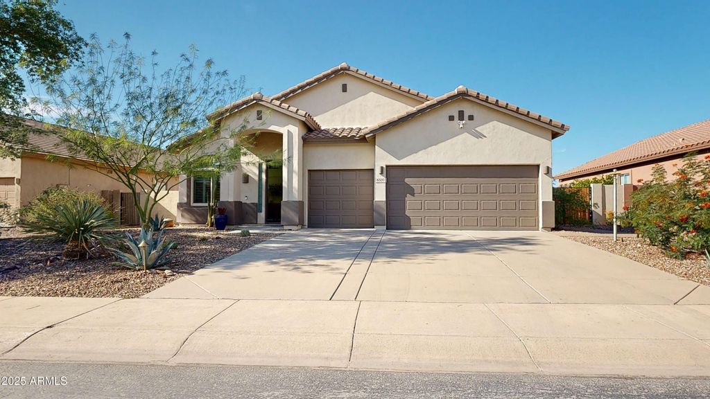 Photo of 8320 E Dalea Way, Gold Canyon, AZ 85118 (MLS # 6947234)