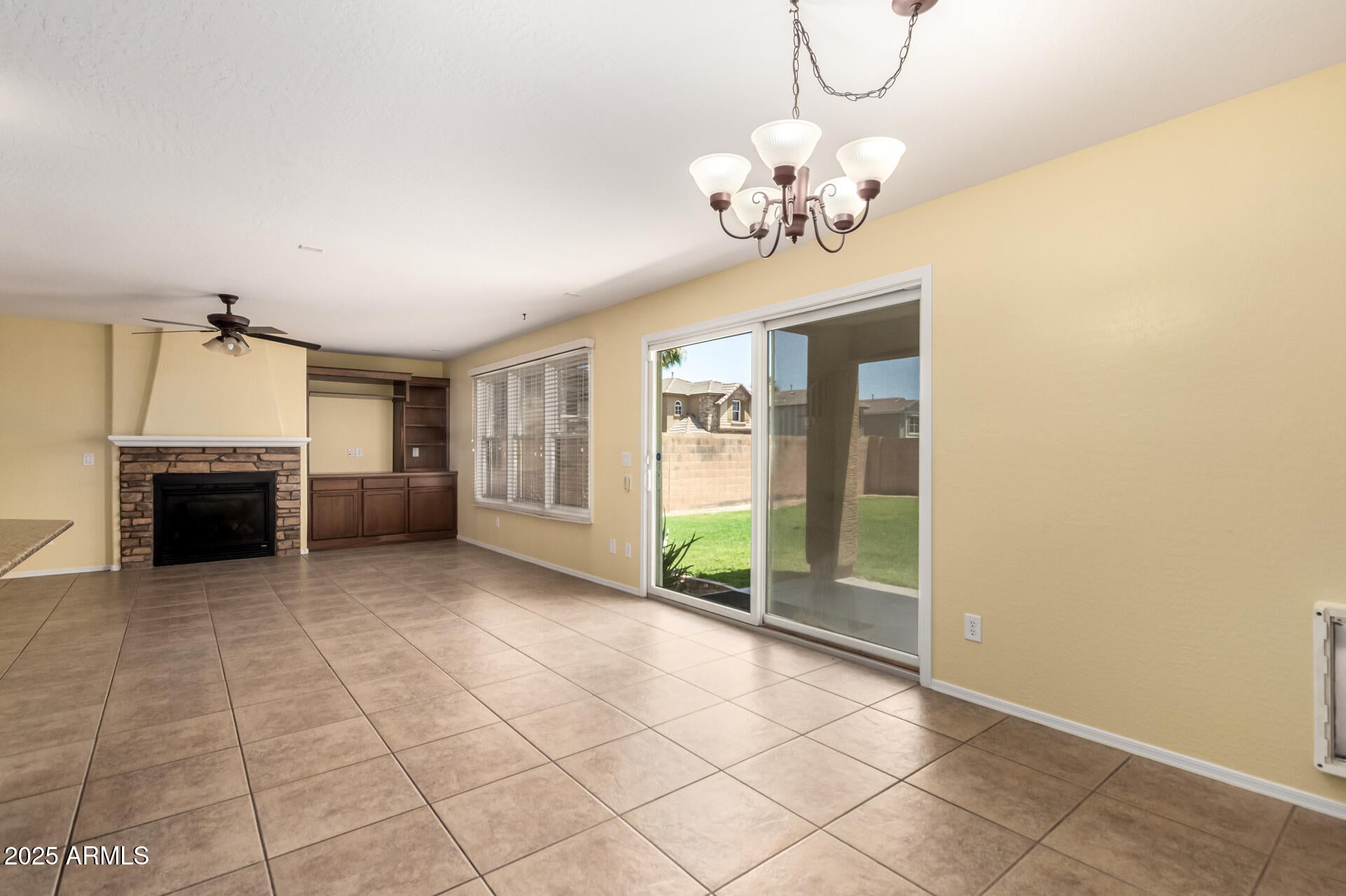 18103 W SMOKEY Drive