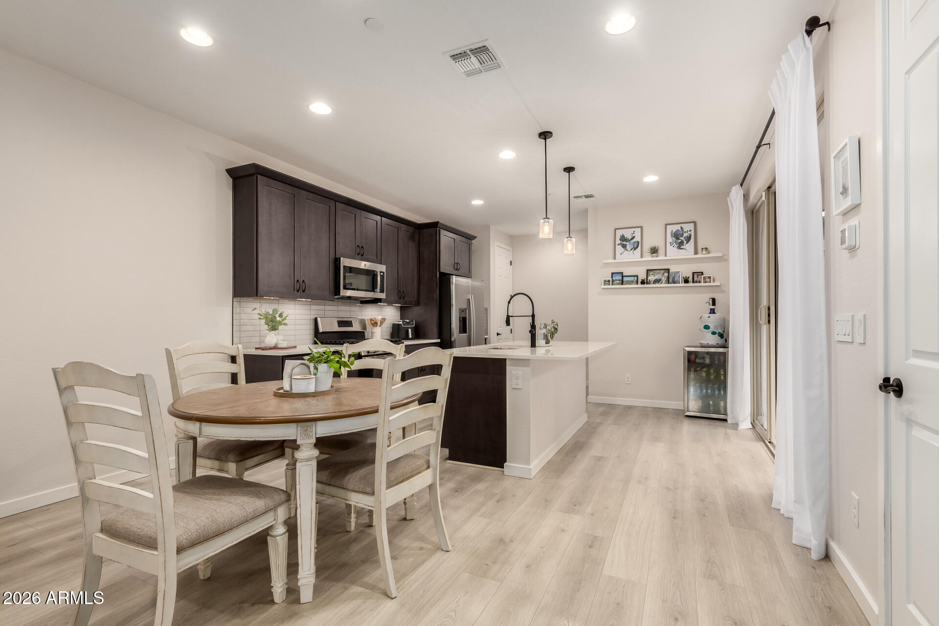 2916 N CLANTON Street