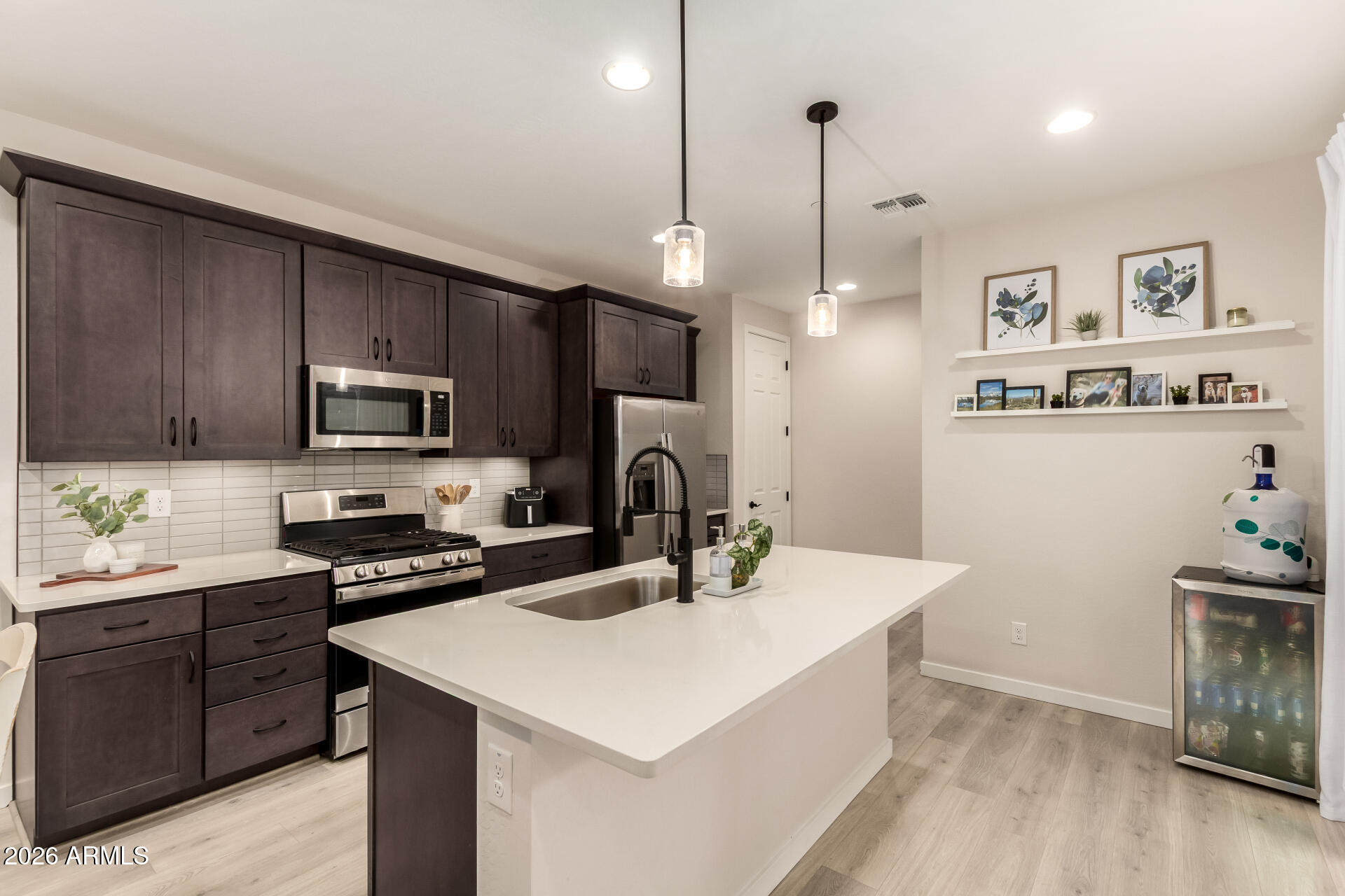 2916 N CLANTON Street