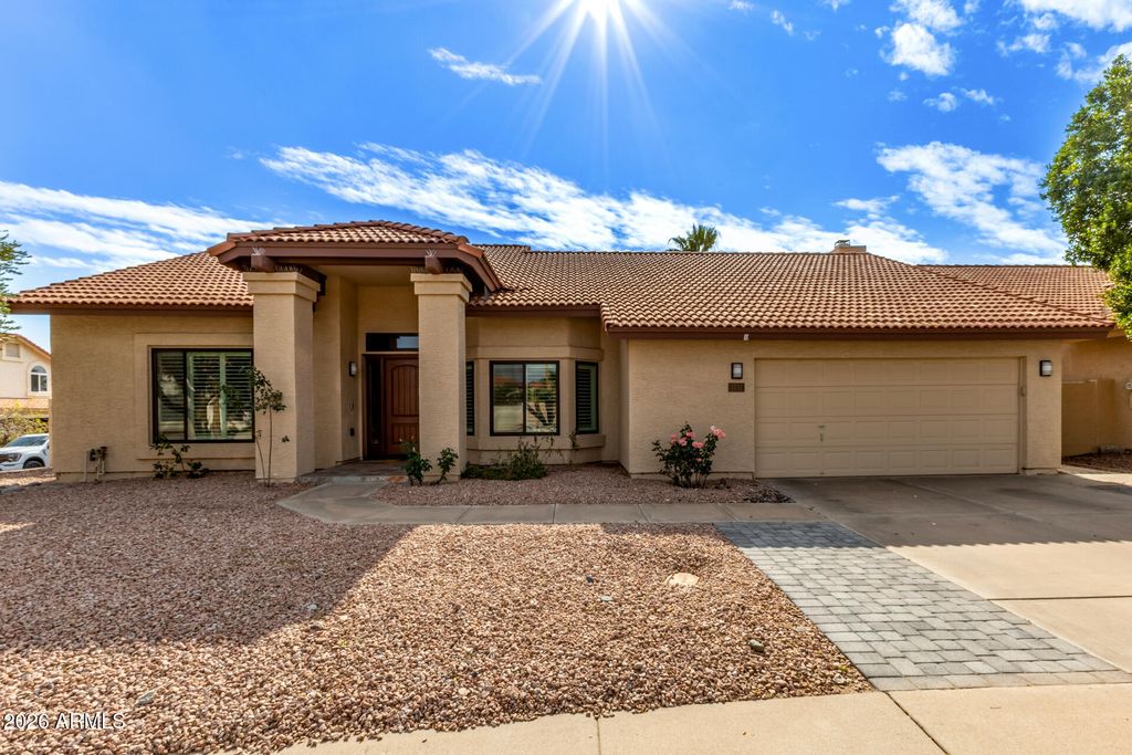 Photo of 3711 E Goldfinch Gate Lane, Phoenix, AZ 85044 (MLS # 6976527)