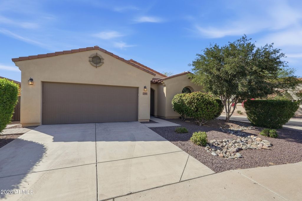 Photo of 7651 W Molly Drive, Peoria, AZ 85383 (MLS # 6994306)