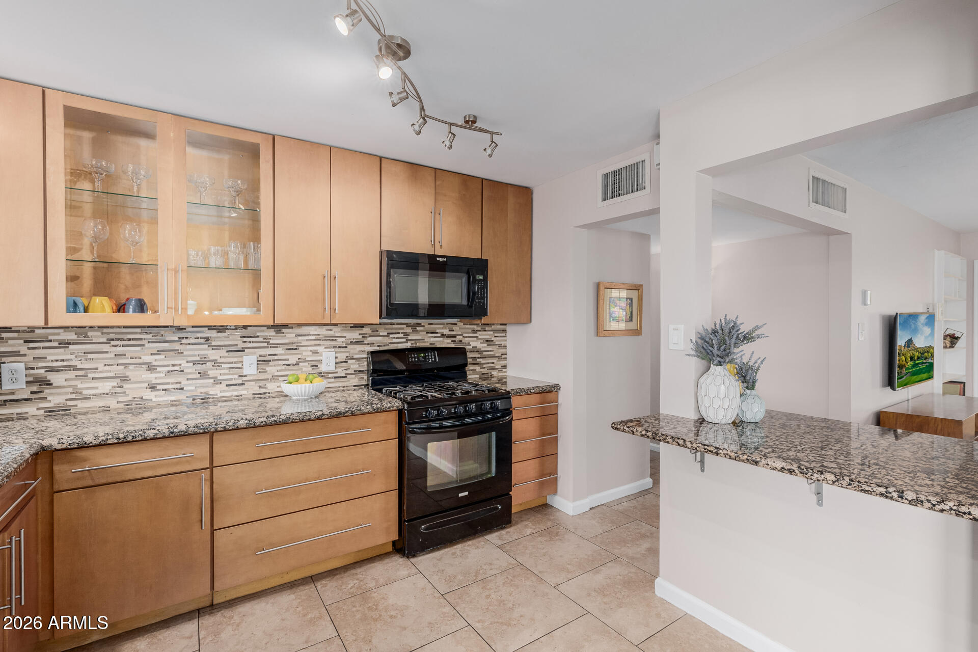 2145 W INDIANOLA Avenue