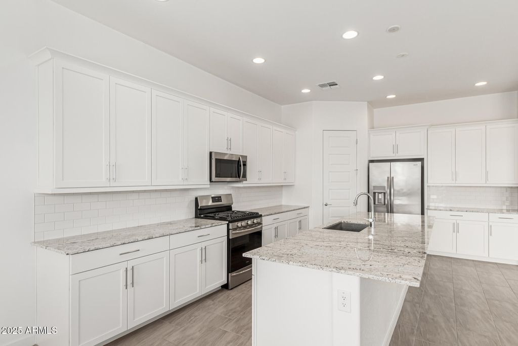 Photo of 19151 W Coolidge Street, Litchfield Park, AZ 85340 (MLS # 6872150)