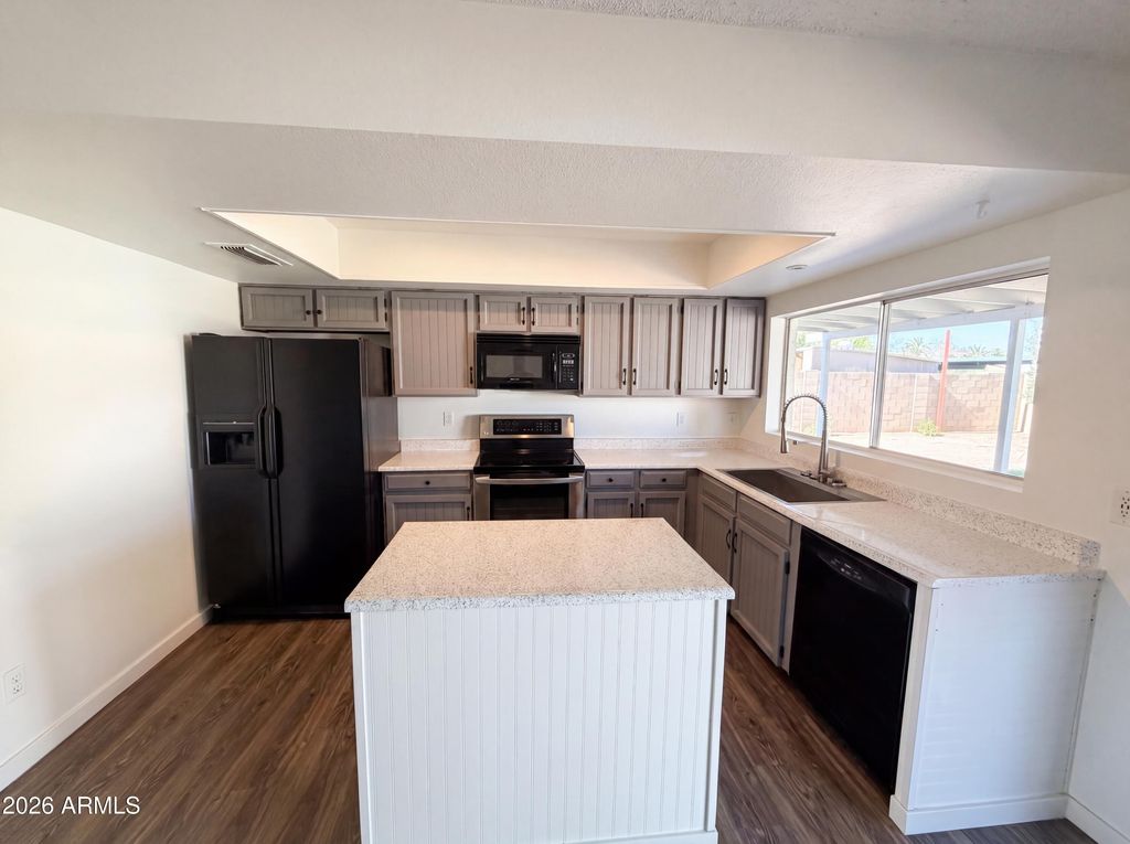 Photo of 12028 N 41st Drive, Phoenix, AZ 85029 (MLS # 7031011)