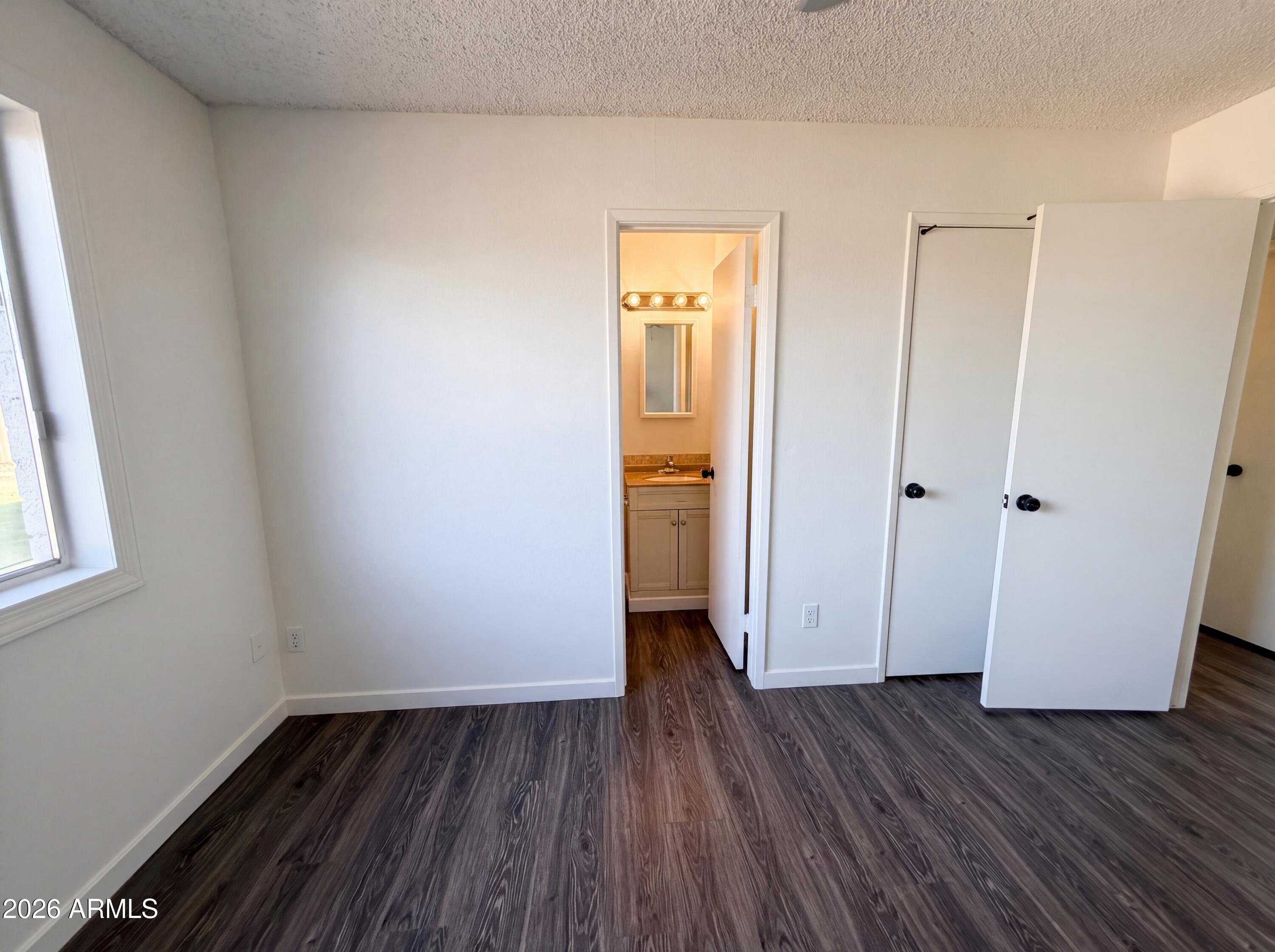 12028 N 41ST Drive
