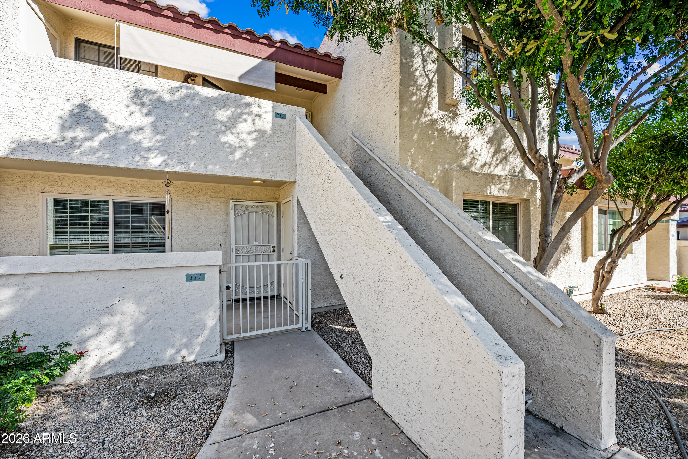 2020 W UNION HILLS Drive 211