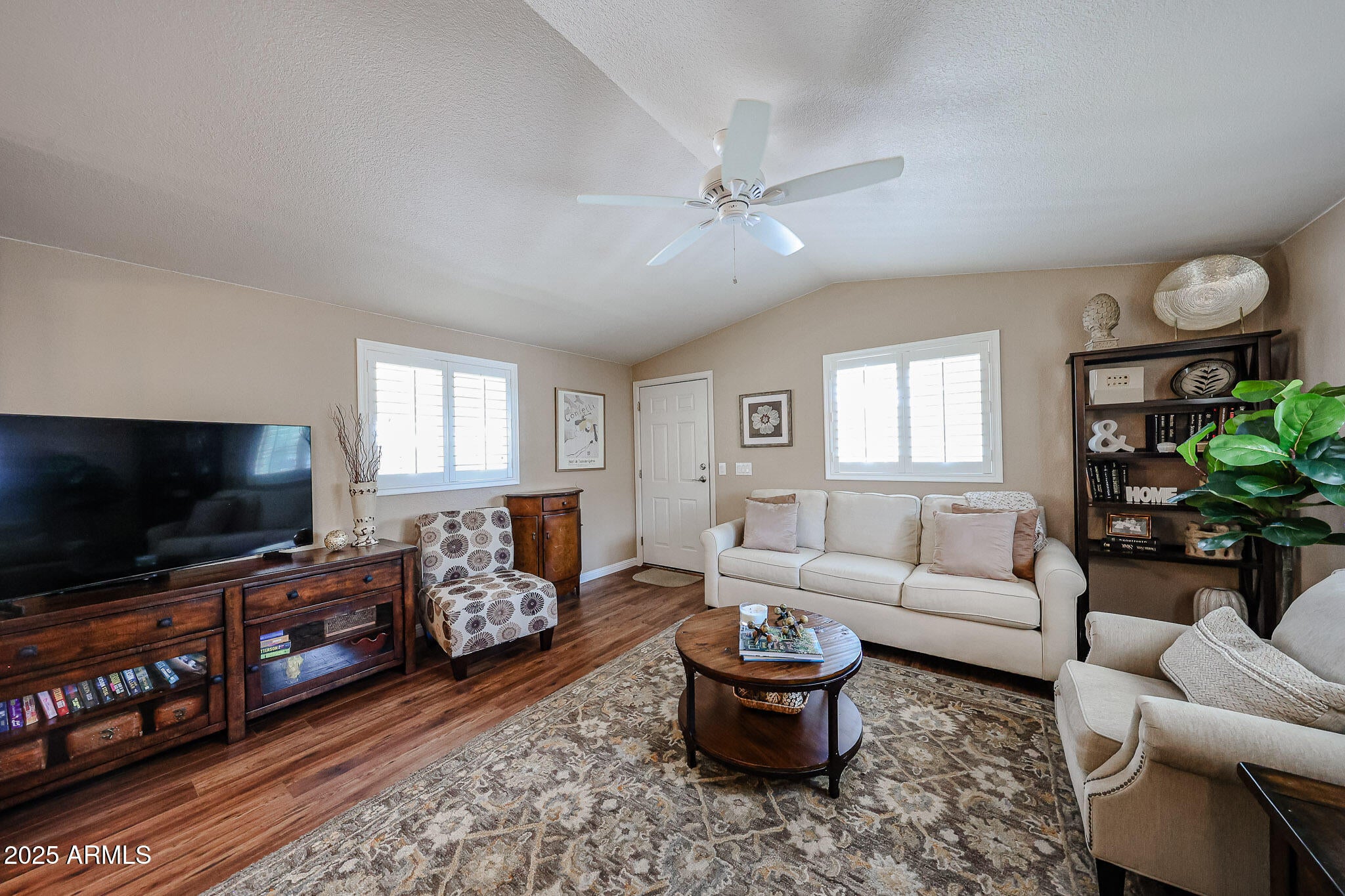 3901 E PINNACLE PEAK Road 140