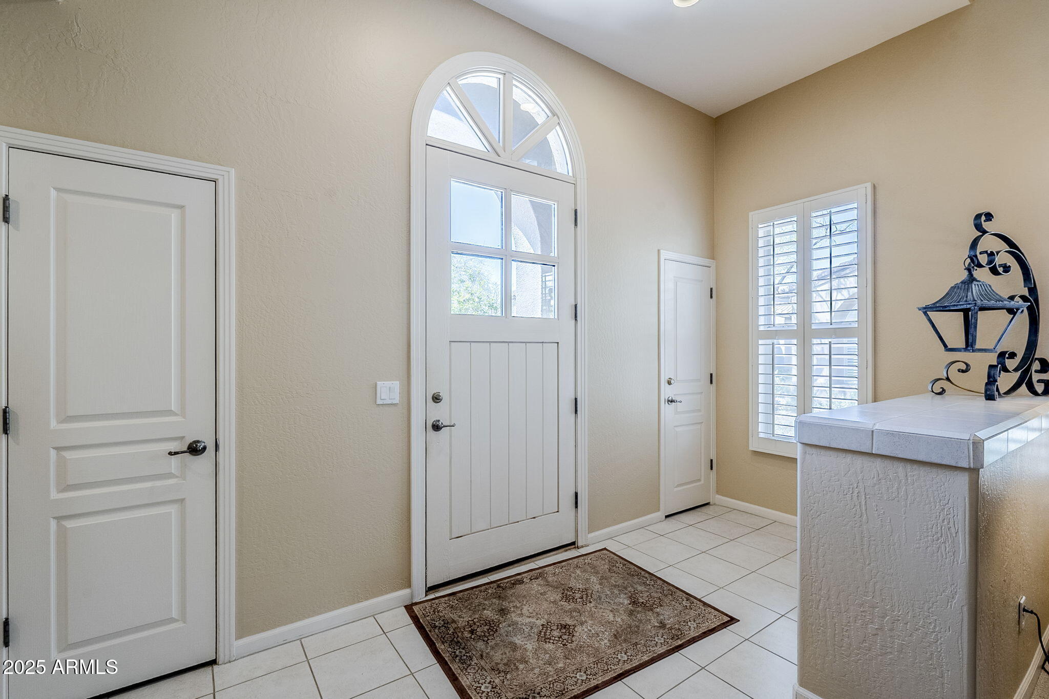 20802 N GRAYHAWK Drive 1060