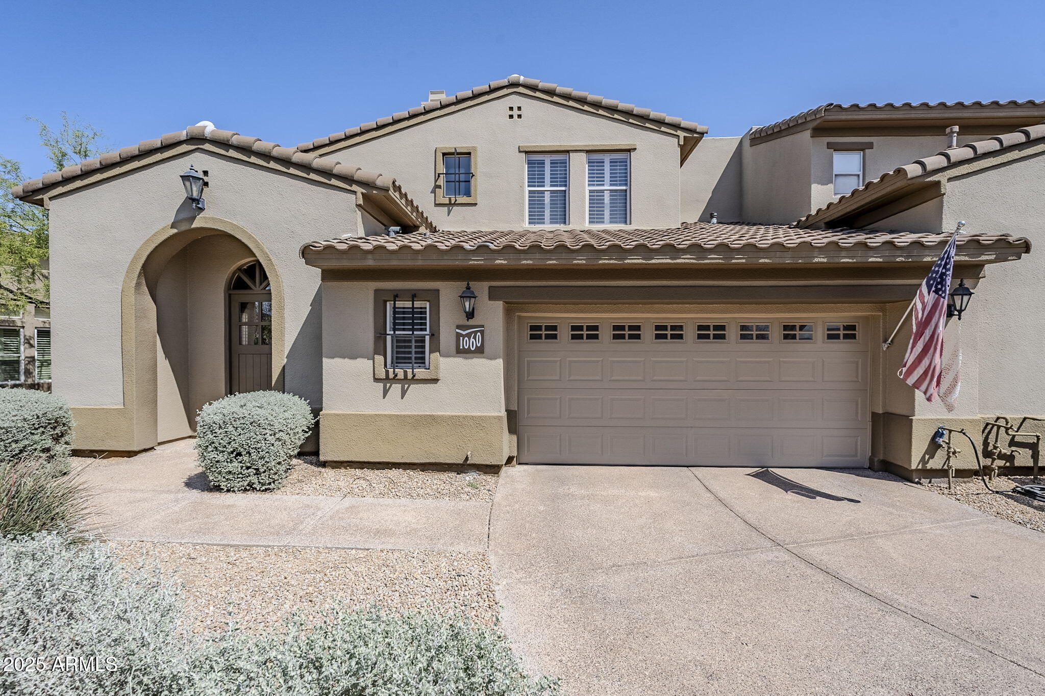 20802 N GRAYHAWK Drive 1060