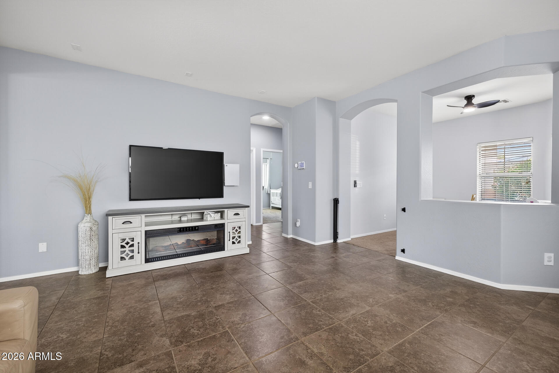 724 W TRELLIS Road