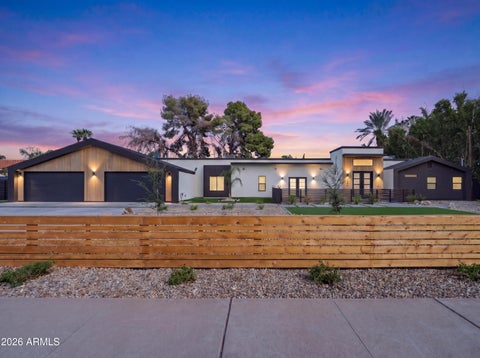 Photo of 7717 N 7th Avenue, Phoenix, AZ 85021 (MLS # 7026046)