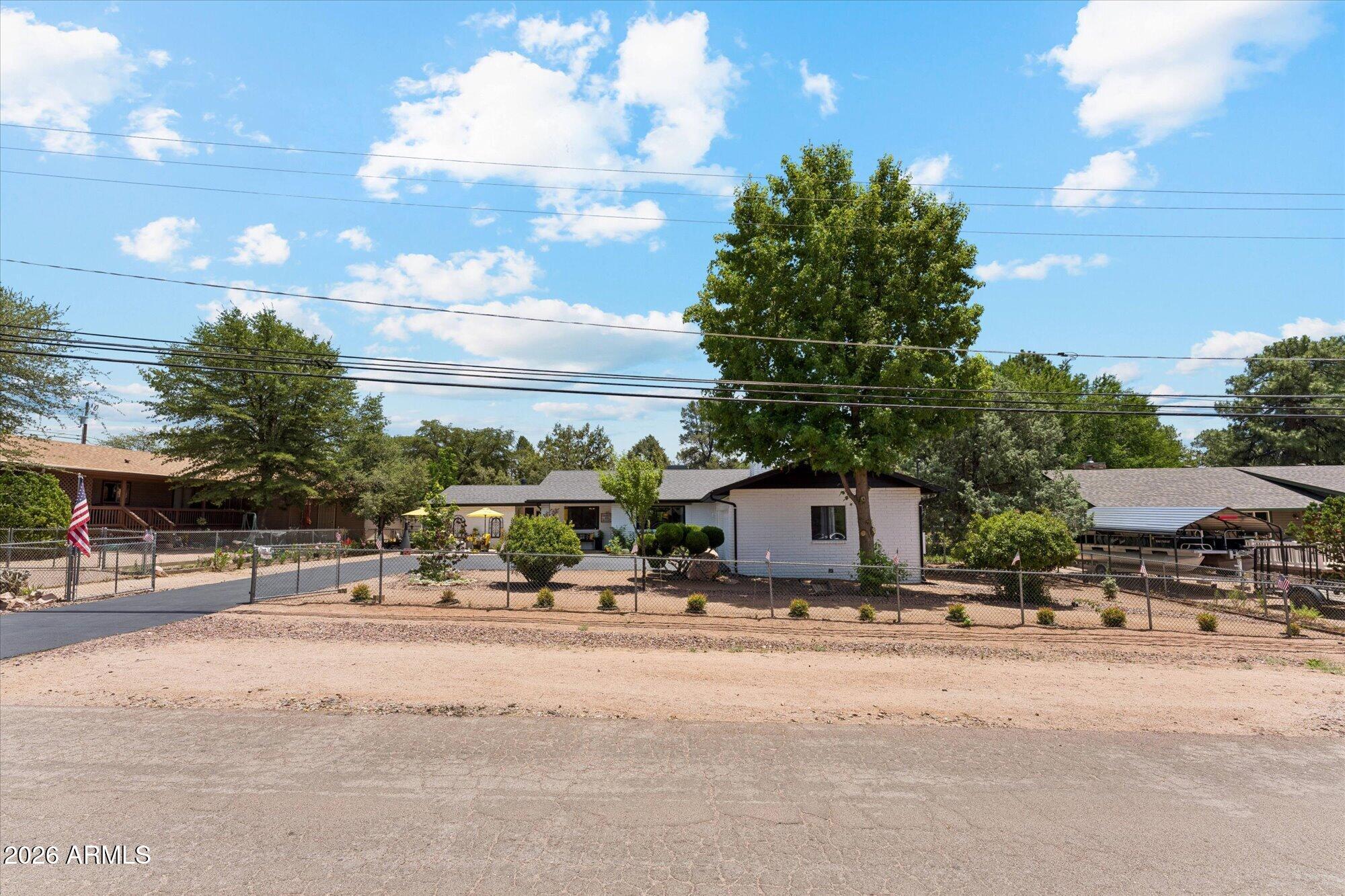 807 S MUD SPRINGS Road
