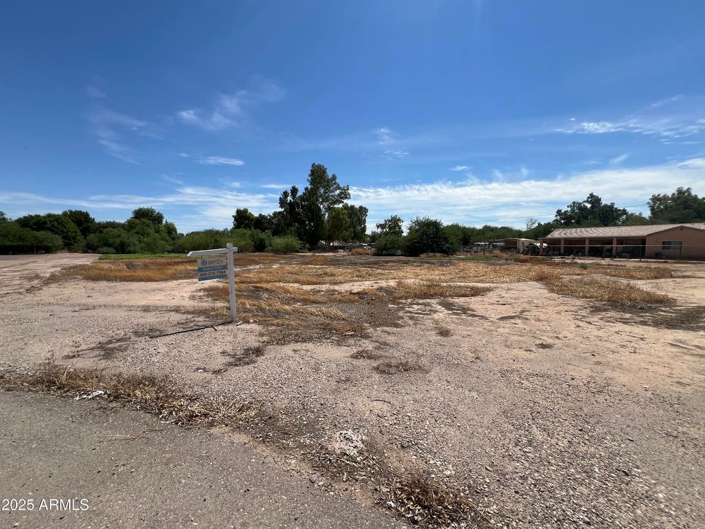 Photo of 0 E Jade Pl #1, Chandler, AZ 85286 (MLS # 6913963)