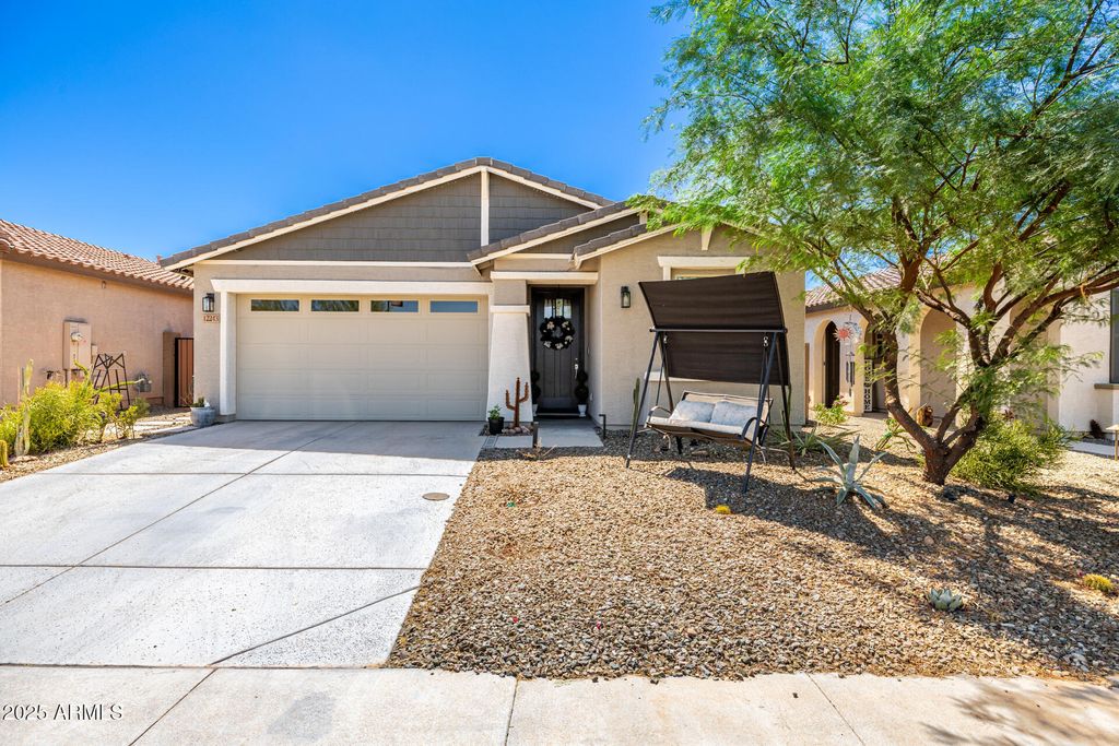 Photo of 12243 E Sereno Road, Gold Canyon, AZ 85118 (MLS # 6919874)