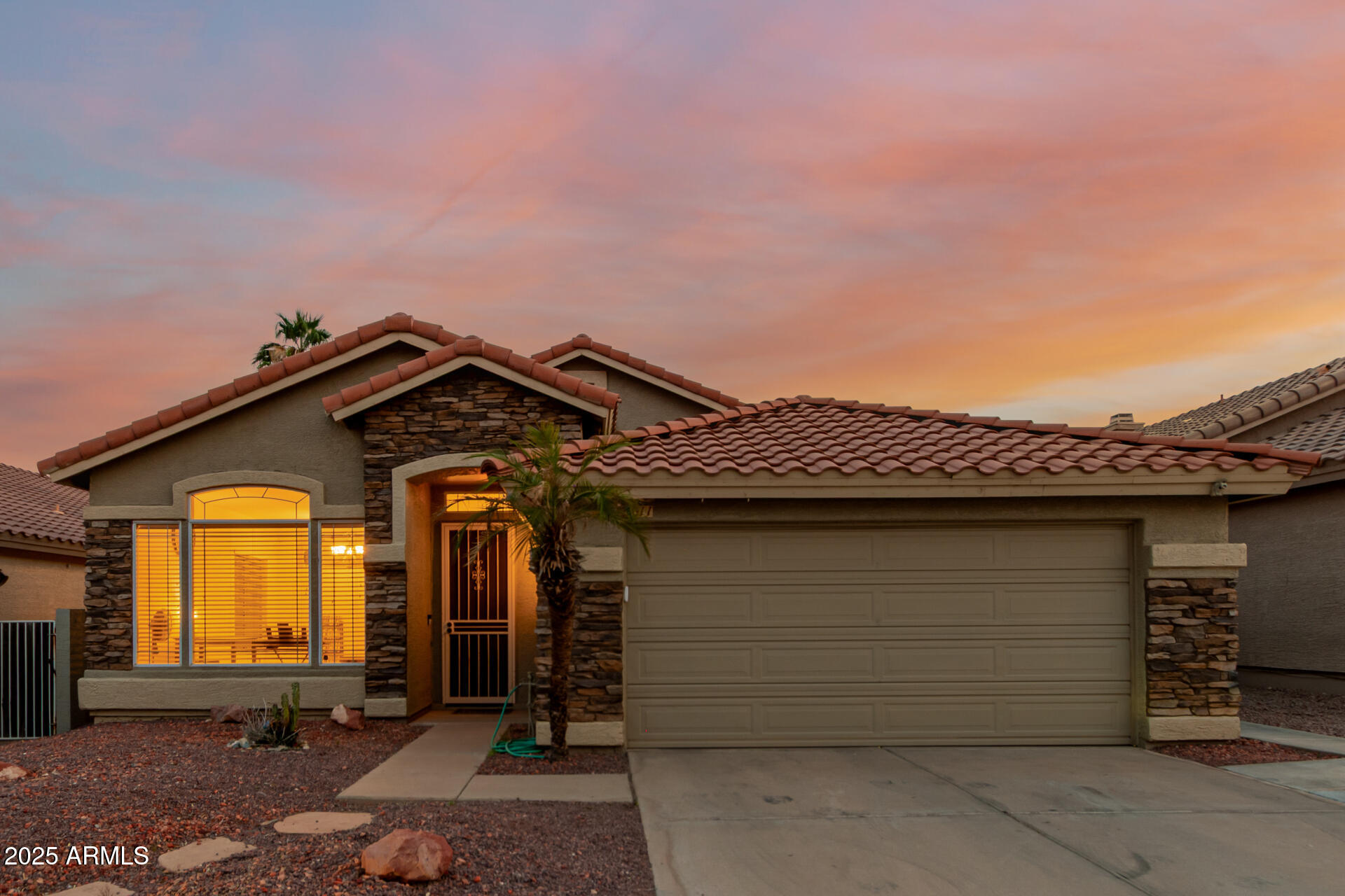 1011 E AMBERWOOD Drive