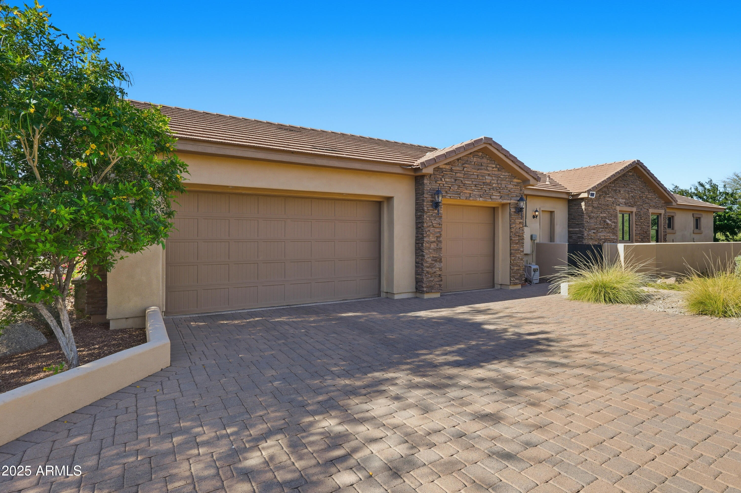 7844 E RIVERDALE Street