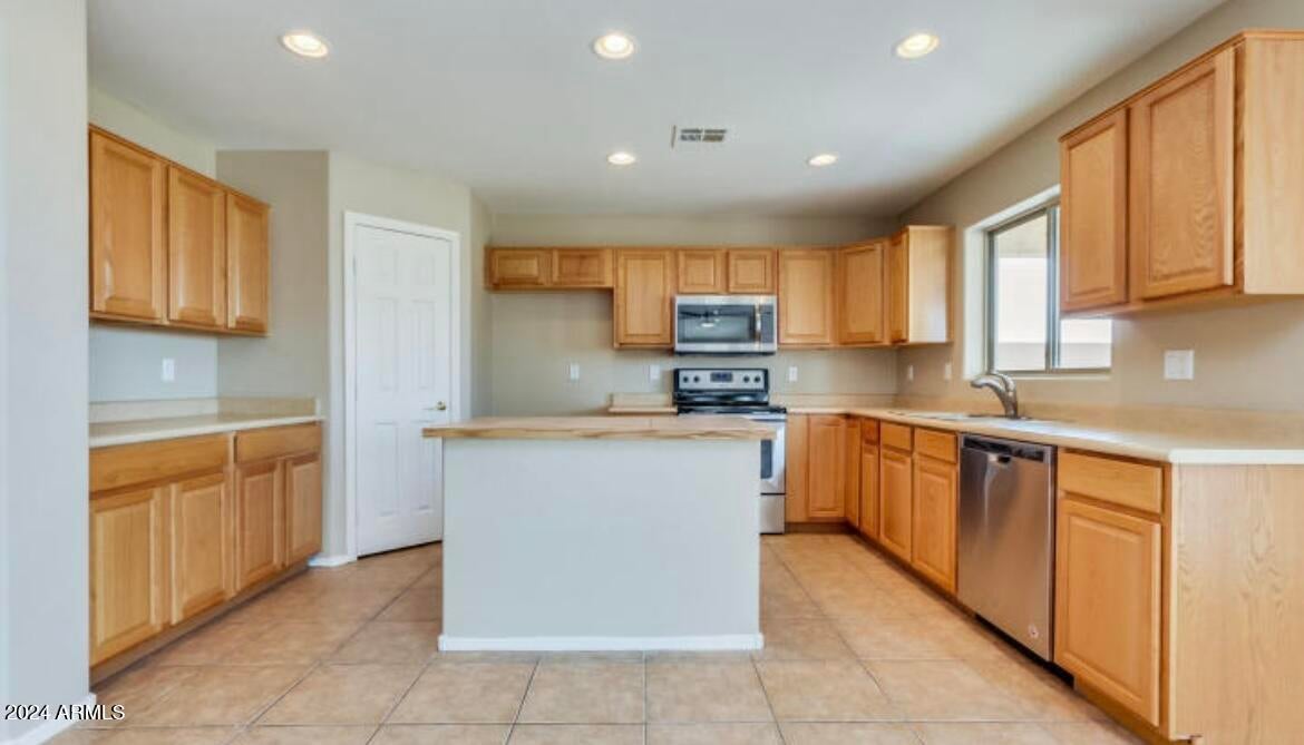 29634 N Gecko Trail