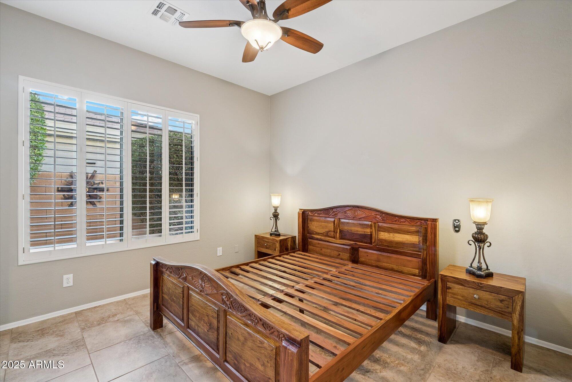 Anthem, Arizona 85086, United States, 2 Bedrooms Bedrooms, ,2 BathroomsBathrooms,Residential,Active,240172