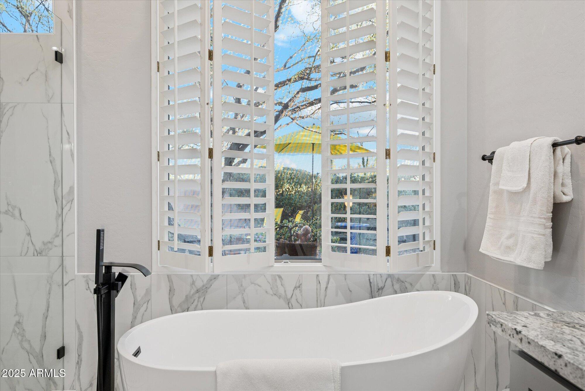 Anthem, Arizona 85086, United States, 2 Bedrooms Bedrooms, ,2 BathroomsBathrooms,Residential,Active,240172