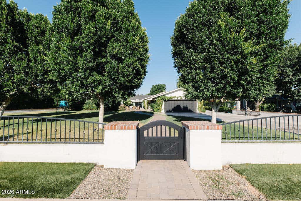 Photo of 4227 N Jokake Drive, Scottsdale, AZ 85251 (MLS # 7030735)