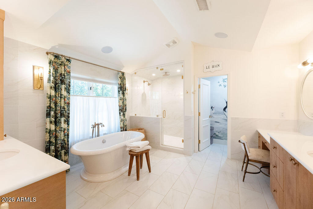 LA MAZA VILLA 2 - Residential